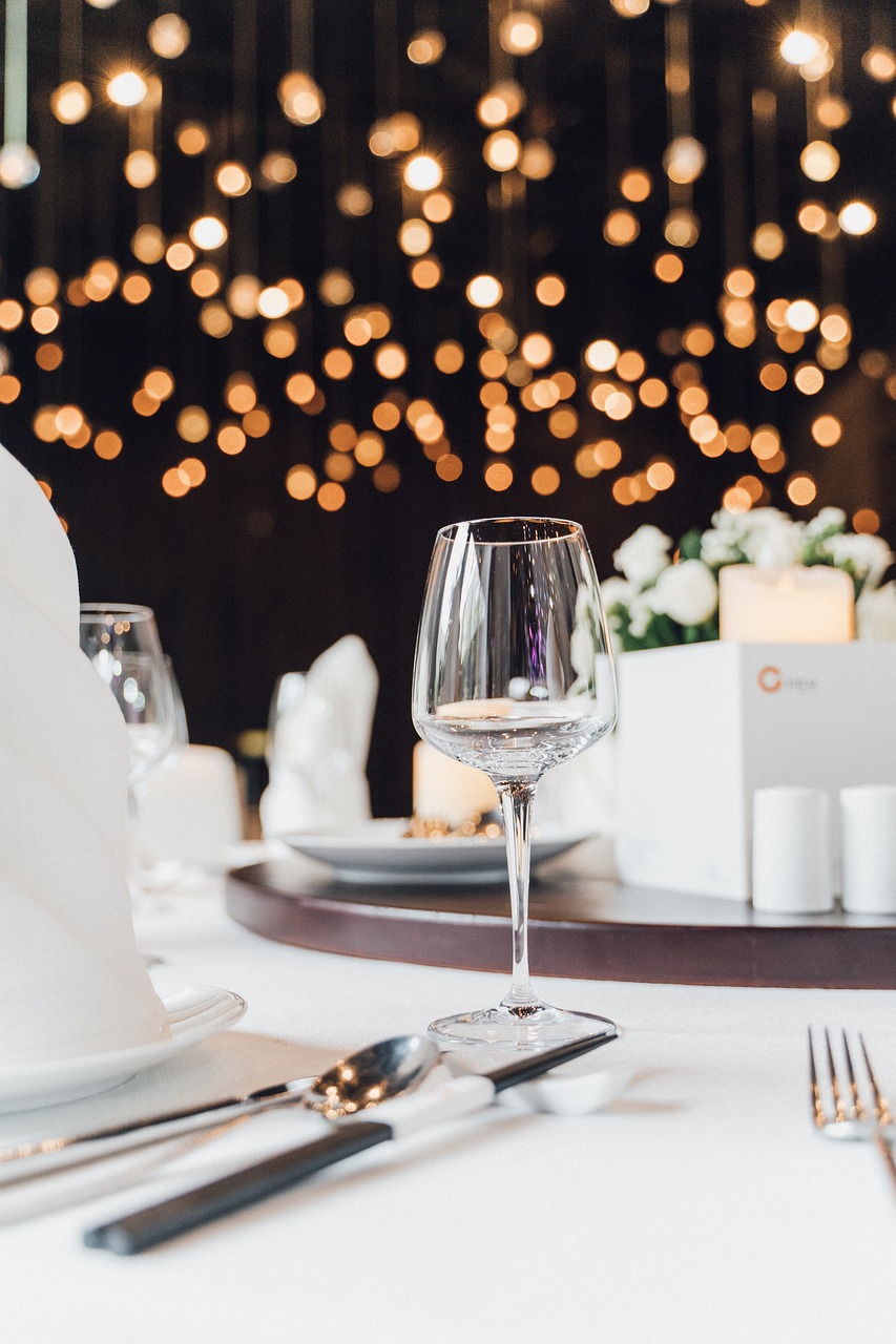 A formal table setting | Source: Pixabay