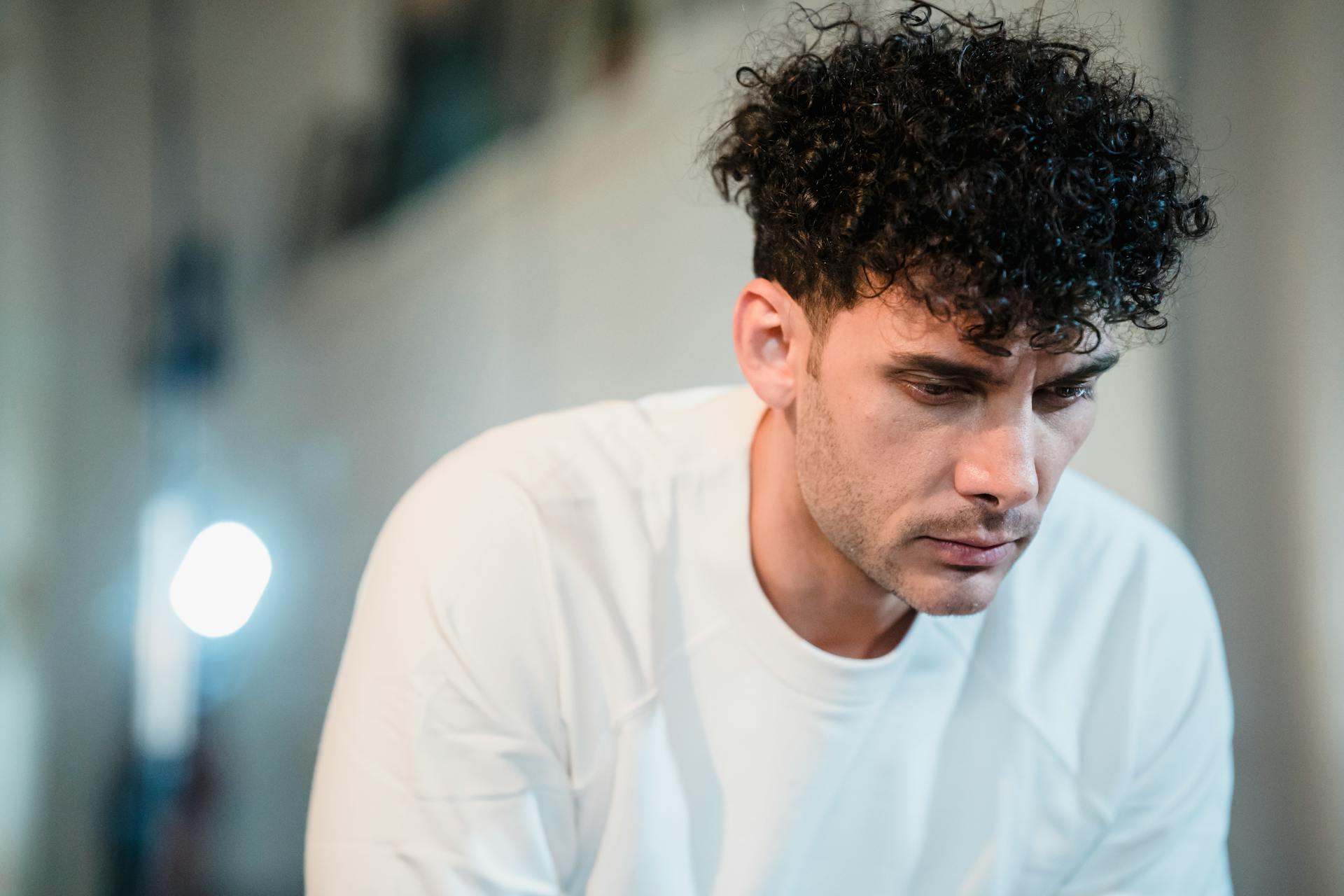 A man overwhelmed with defeat and guilt | Source: Pexels