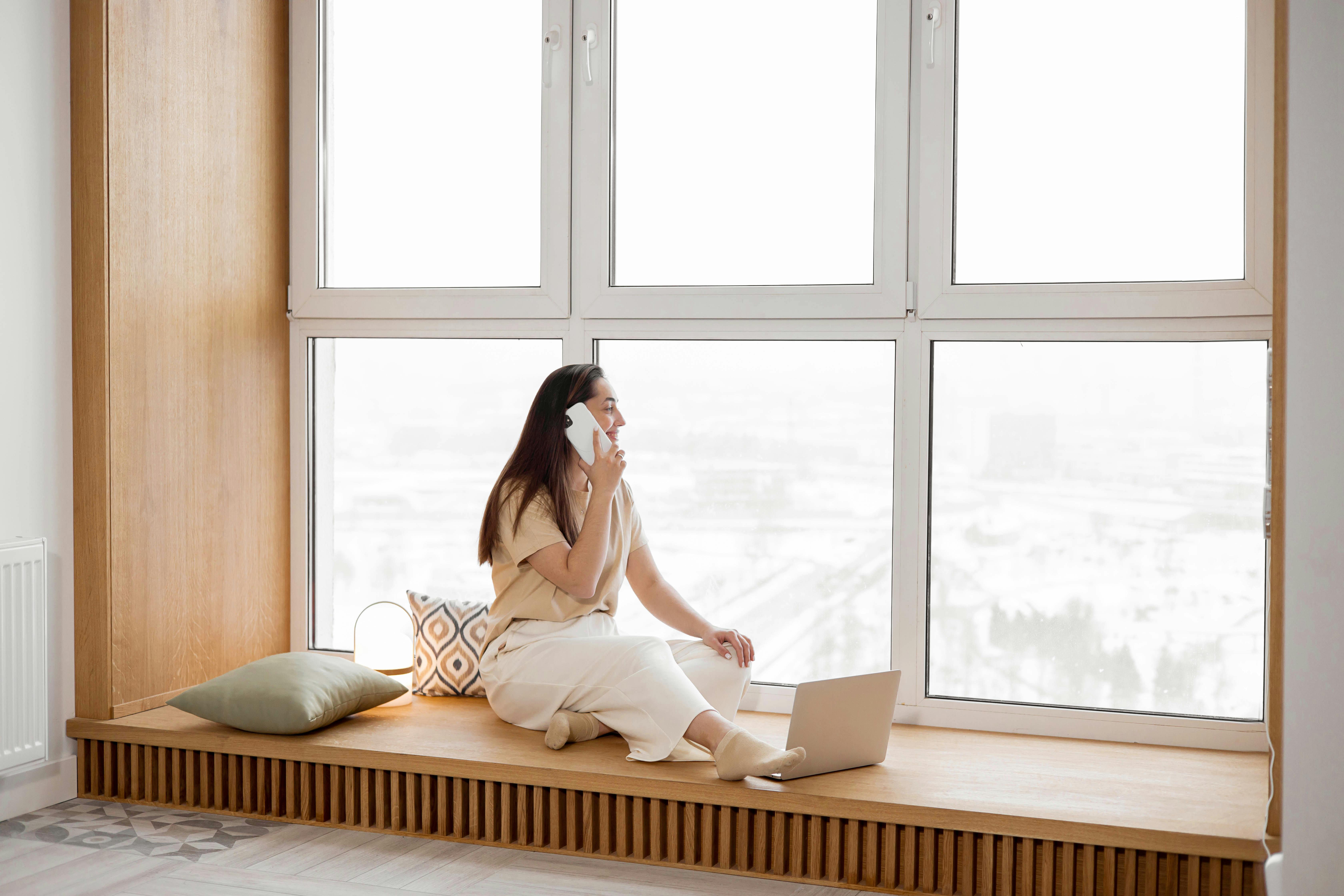 A woman on a call | Source: Pexels