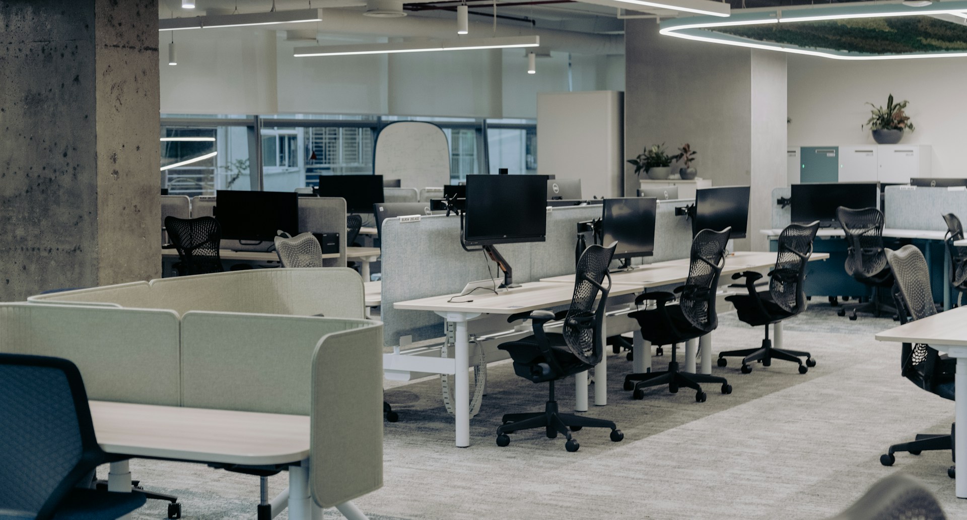 An empty office | Source: Unsplash