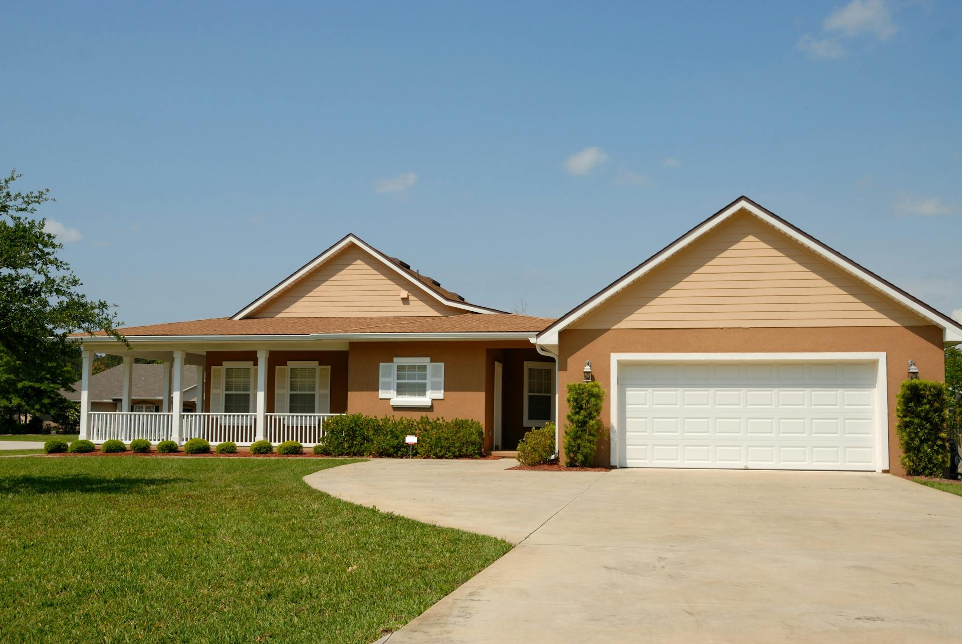 A suburban house | Source: Pexels
