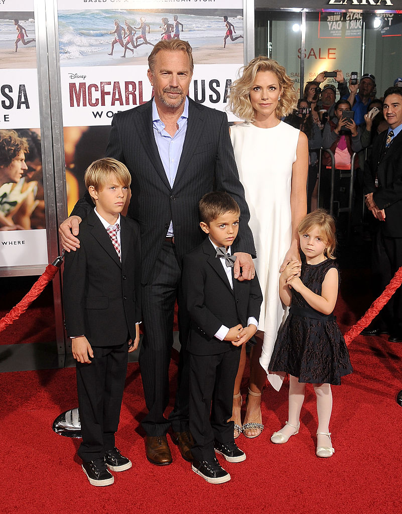 Kevin Costner, Christine Baumgartner, and their children at the World Premiere of Disney's "McFarland, USA" on February 9, 2015 | Source: Getty Images