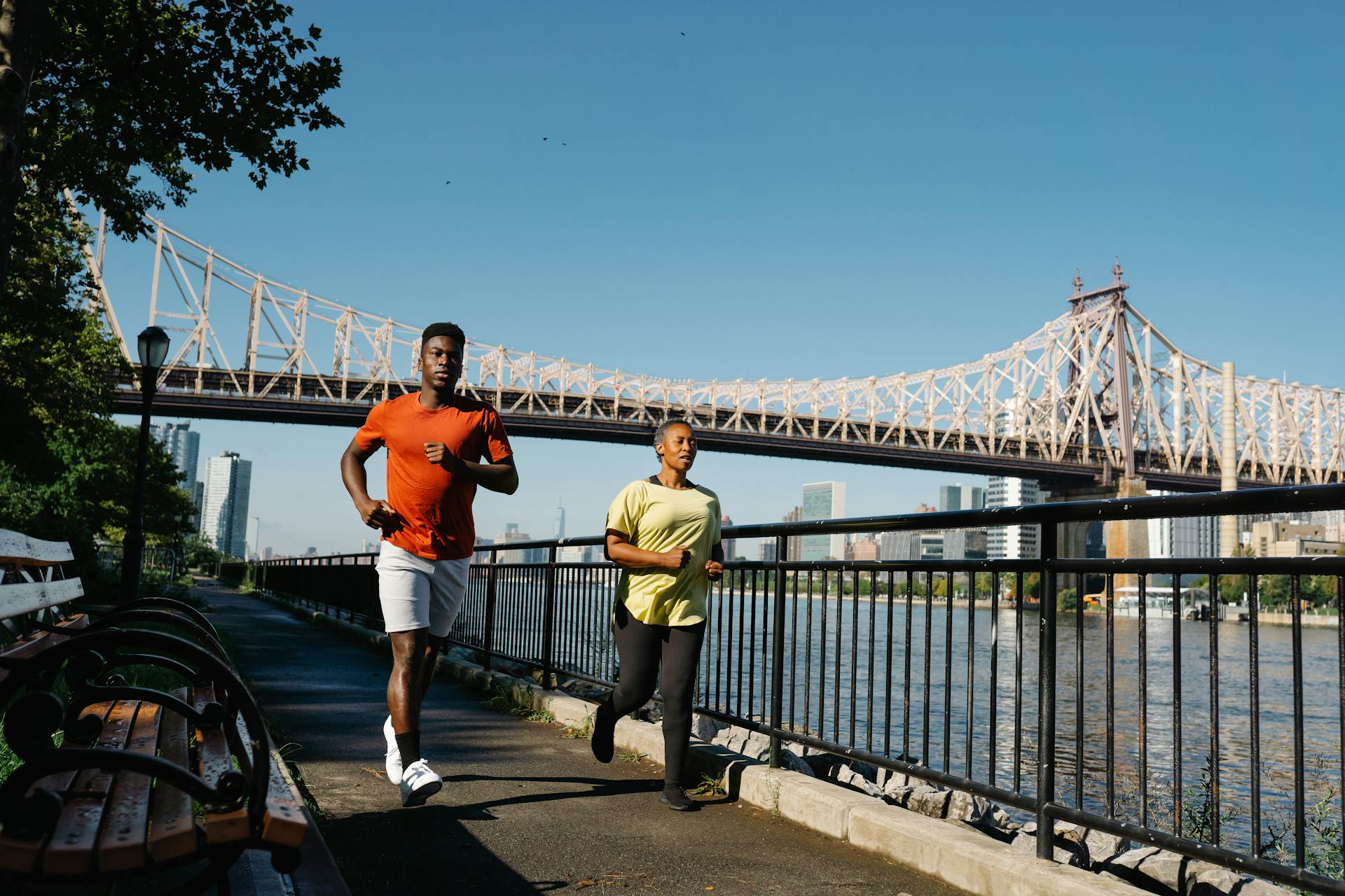 Two men jogging | Source: Pexels