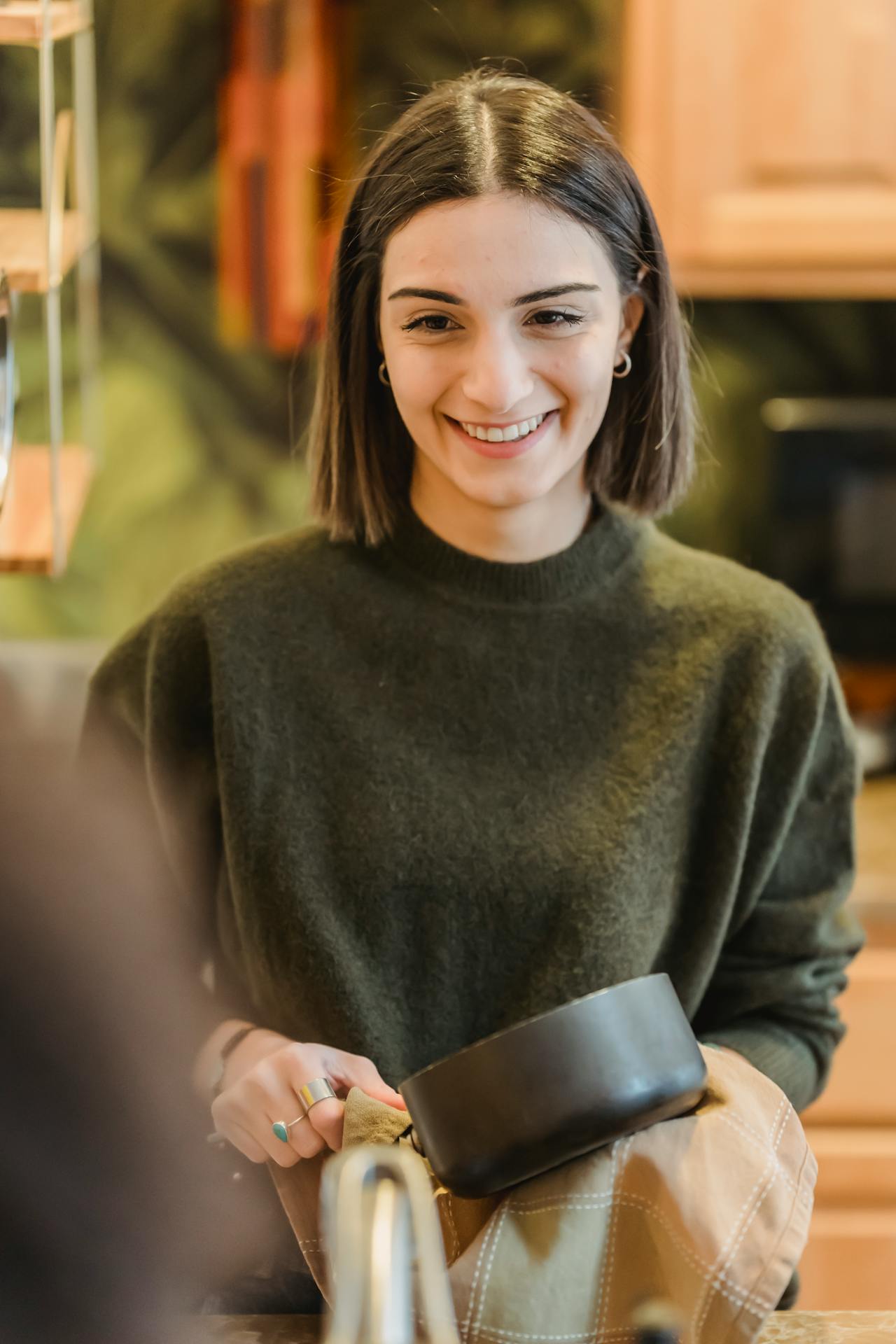 A cheerful woman smiling | Source: Pexels