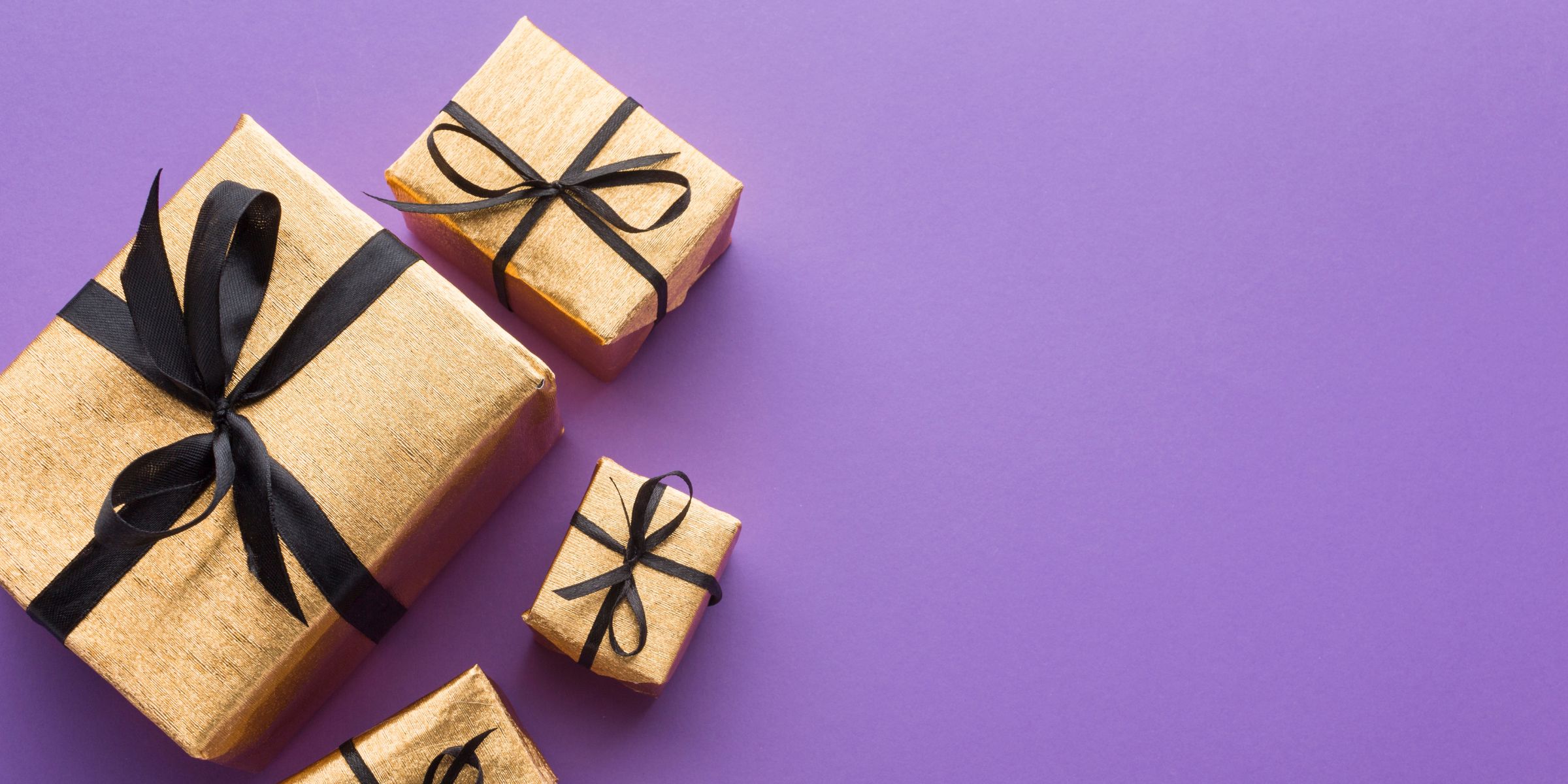 Several wrapped gift boxes | Source: Freepik
