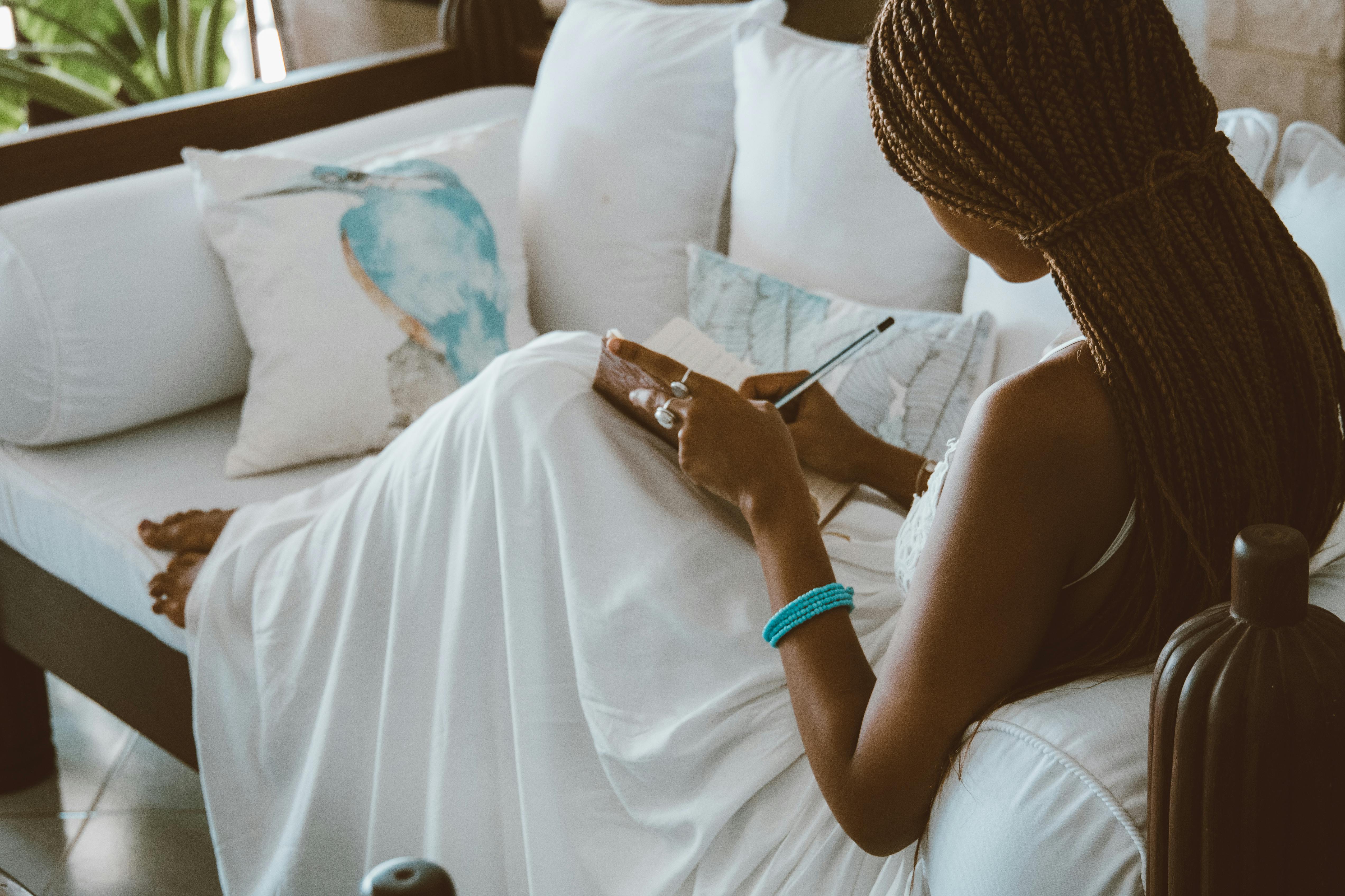 5 Ways Guided Journaling Can Transform Everyday Wellness