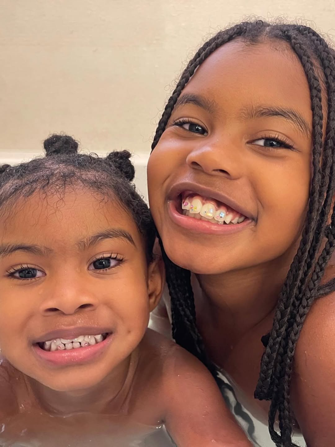 Teyana Taylor's daughters, Junie Shumpert and Rue Rose Shumpert, from a post dated December 17, 2025 | Source: Instagram/teyanataylor