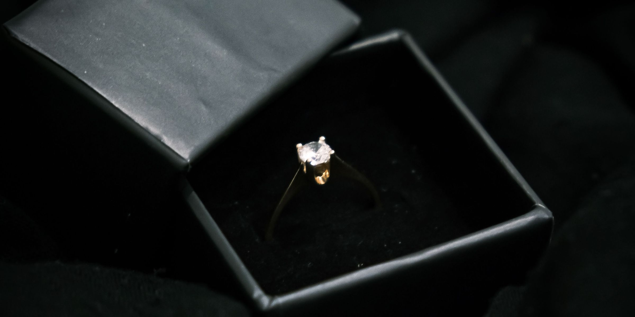 A ring in a box | Source: Pexels