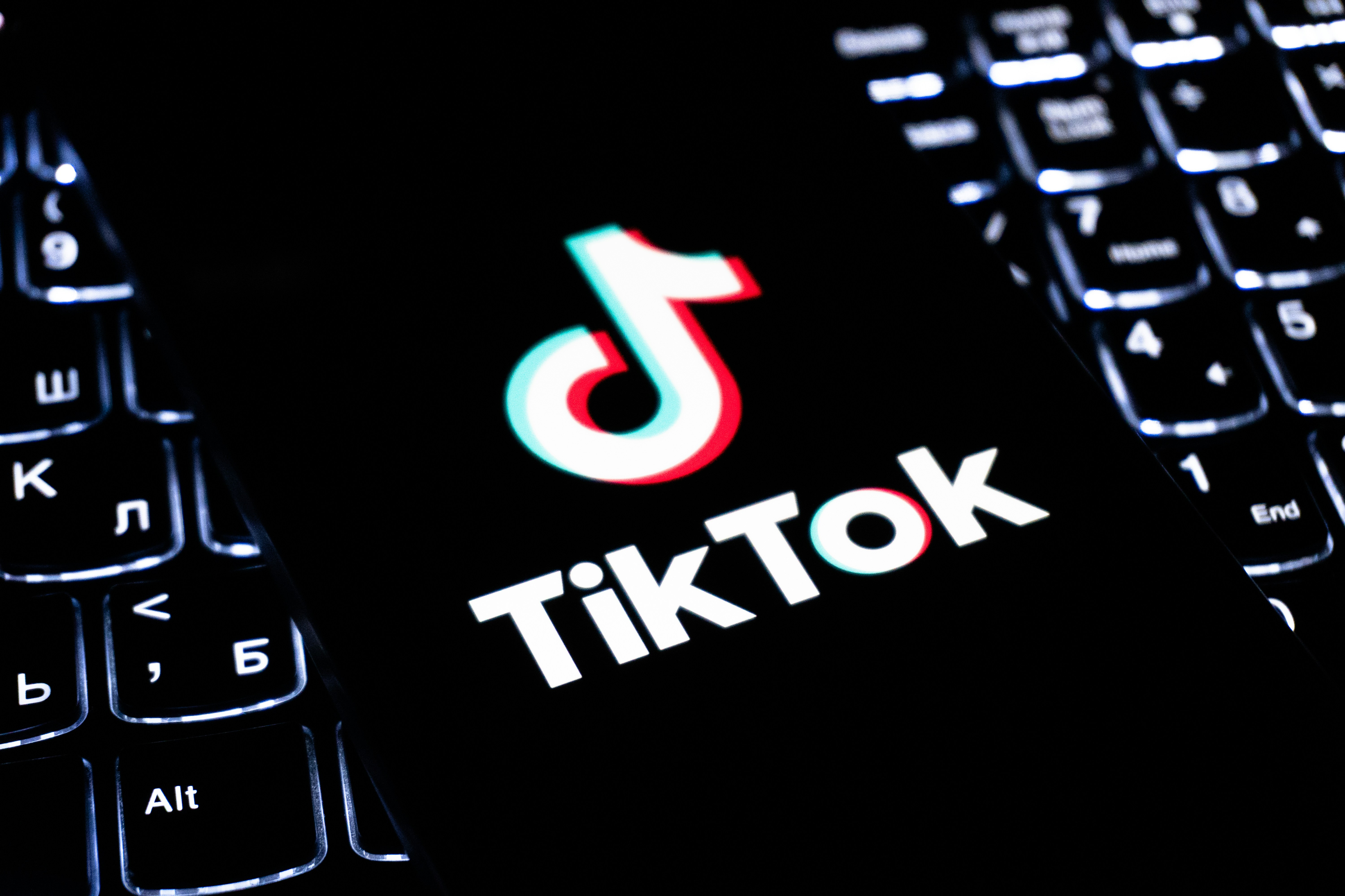 Top TikTok Advertising Tactics for Niche Startups