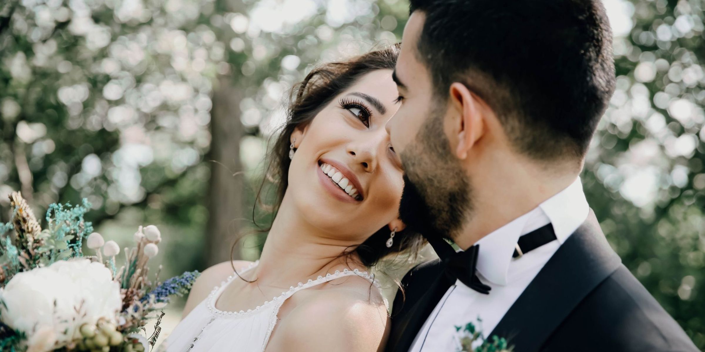 A couple on their wedding day | Source: Pexels