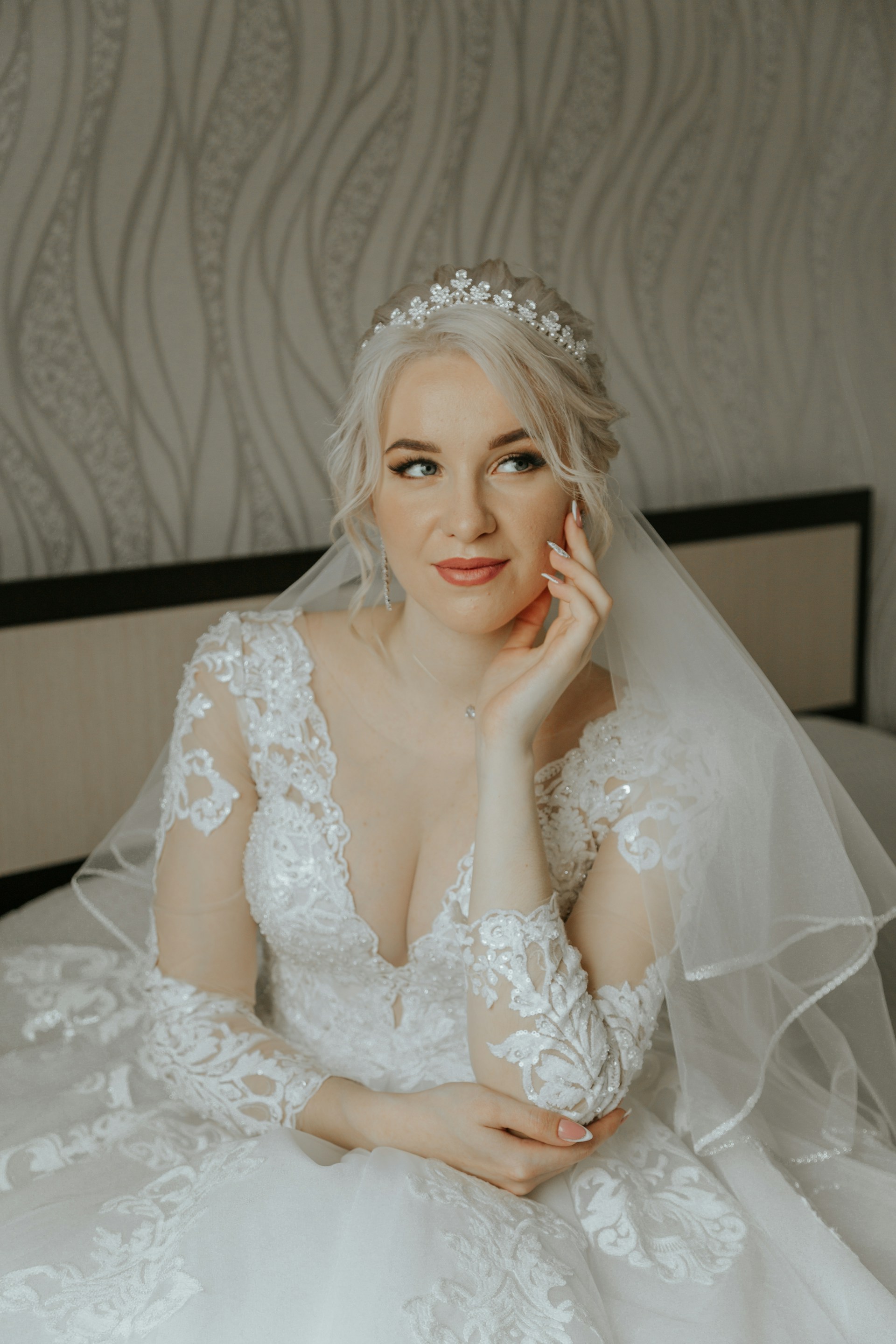 A bride smiling | Source: Unsplash