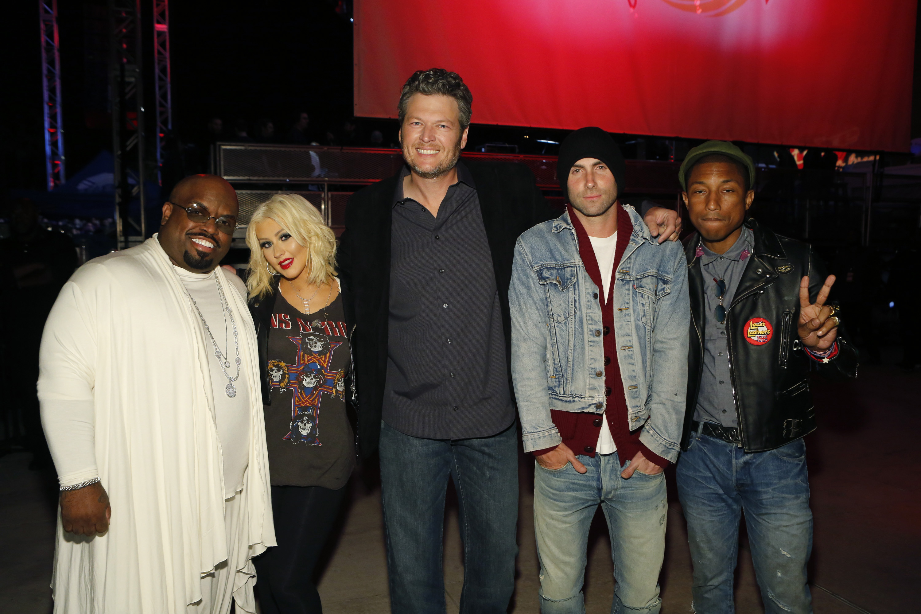 Cee Lo Green poses with Christina Aguilera, Blake Shelton, Adam Levine and Pharrell Williams at NBC's "The Voice Coaches & Top 8 Contestants Concert" on April 23, 2015 | Source: Getty Images