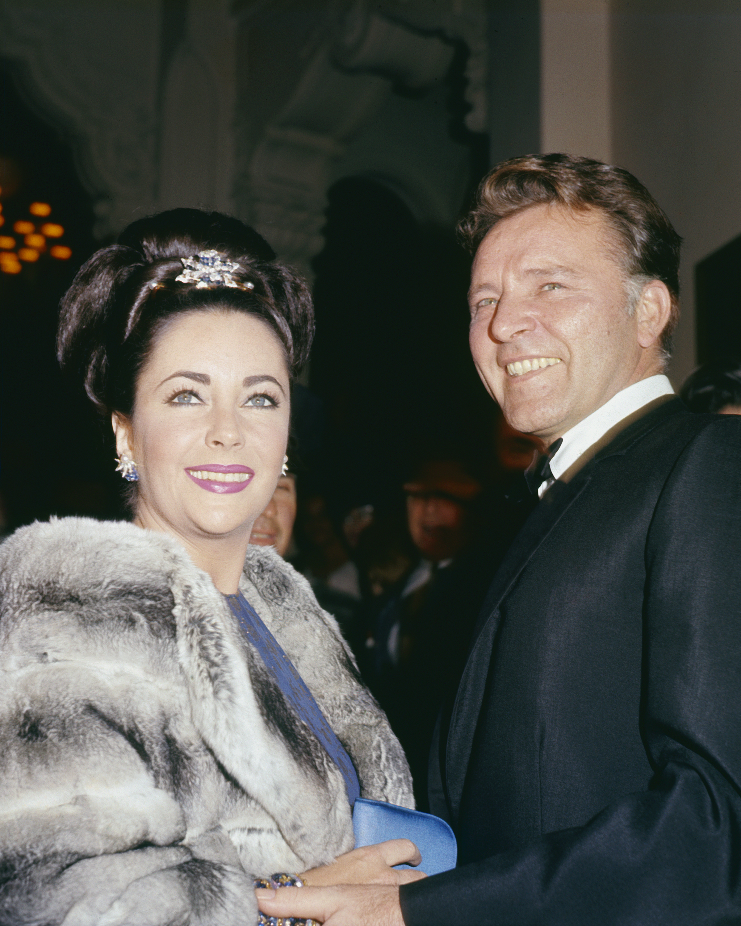 Elizabeth Taylor and Richard Burton attend the premiere of the latter's film, "The Spy Who Came in from the Cold," circa December 1965 | Source: Getty Images