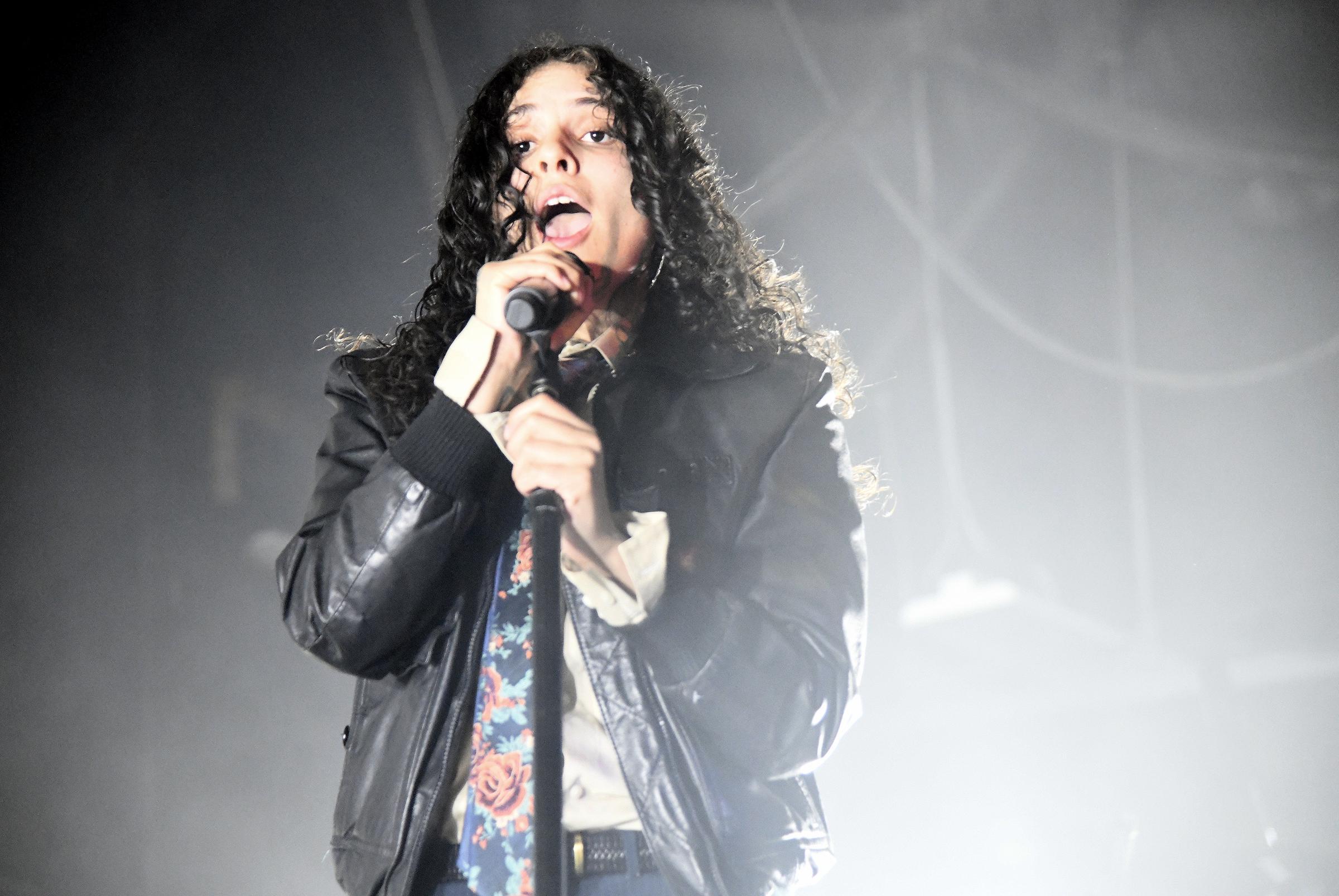 070 Shake performs on her Petrichor Tour at The Van Buren in Phoenix, Arizona, on February 26, 2025 | Source: Getty Images