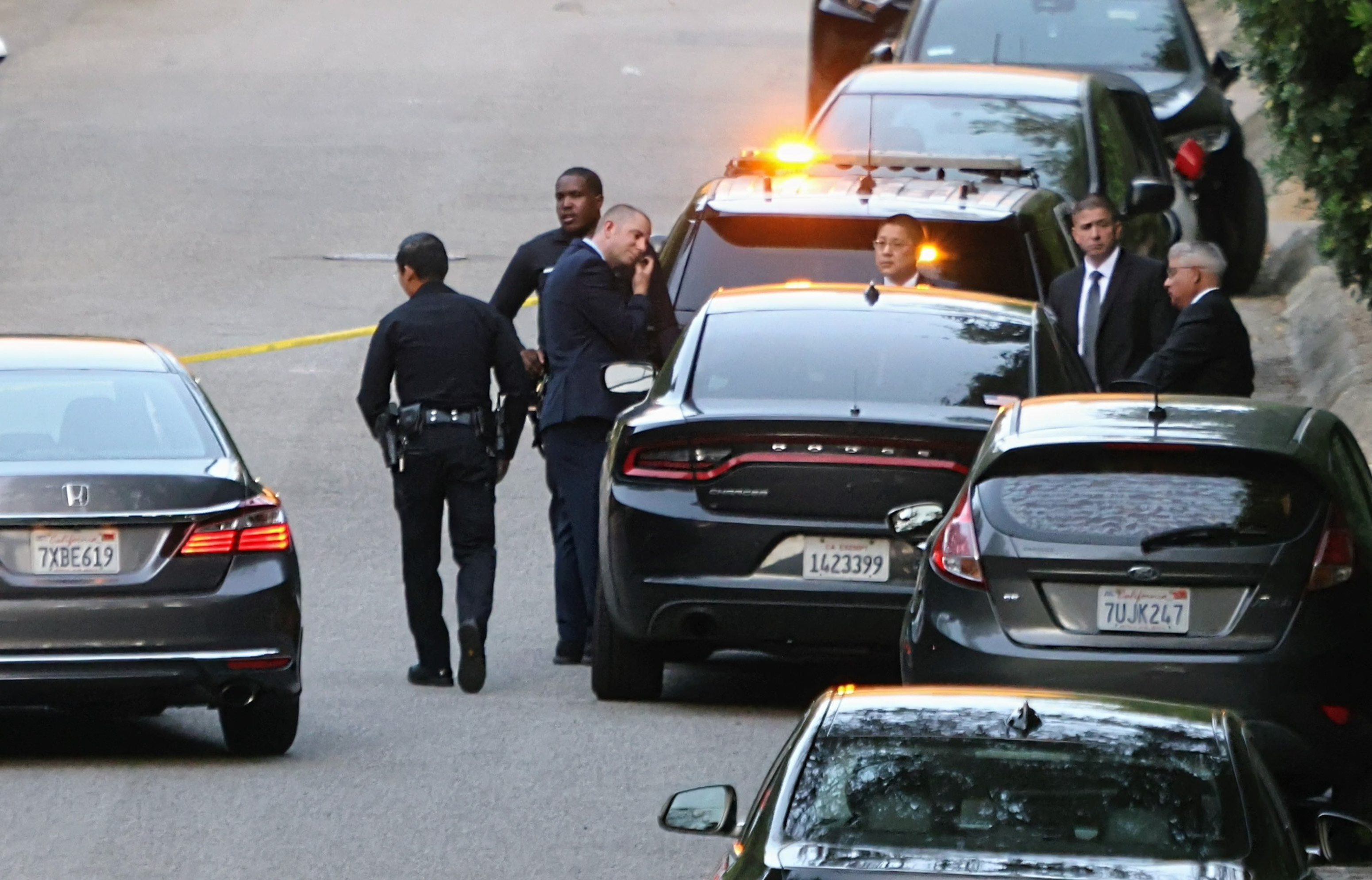 Police outside Rihanna's Beverly Hills house | Source: Getty Images