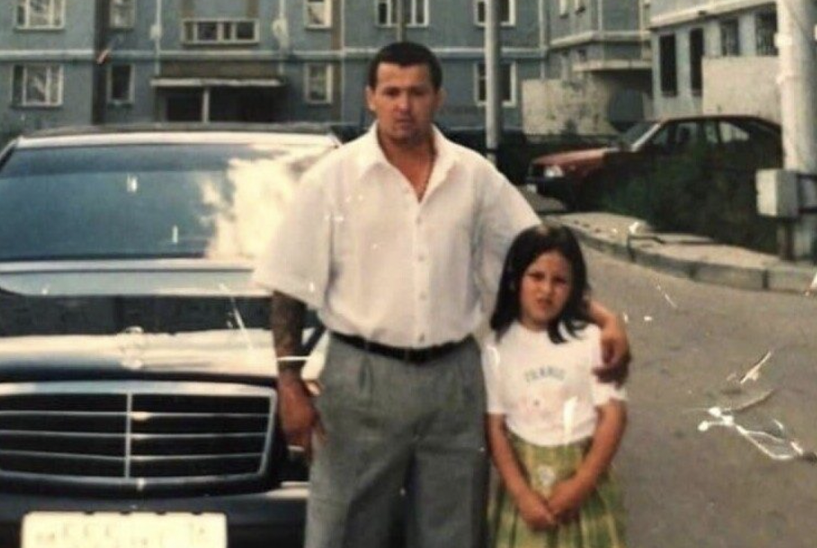 Father and daughter | Source: Shutterstock