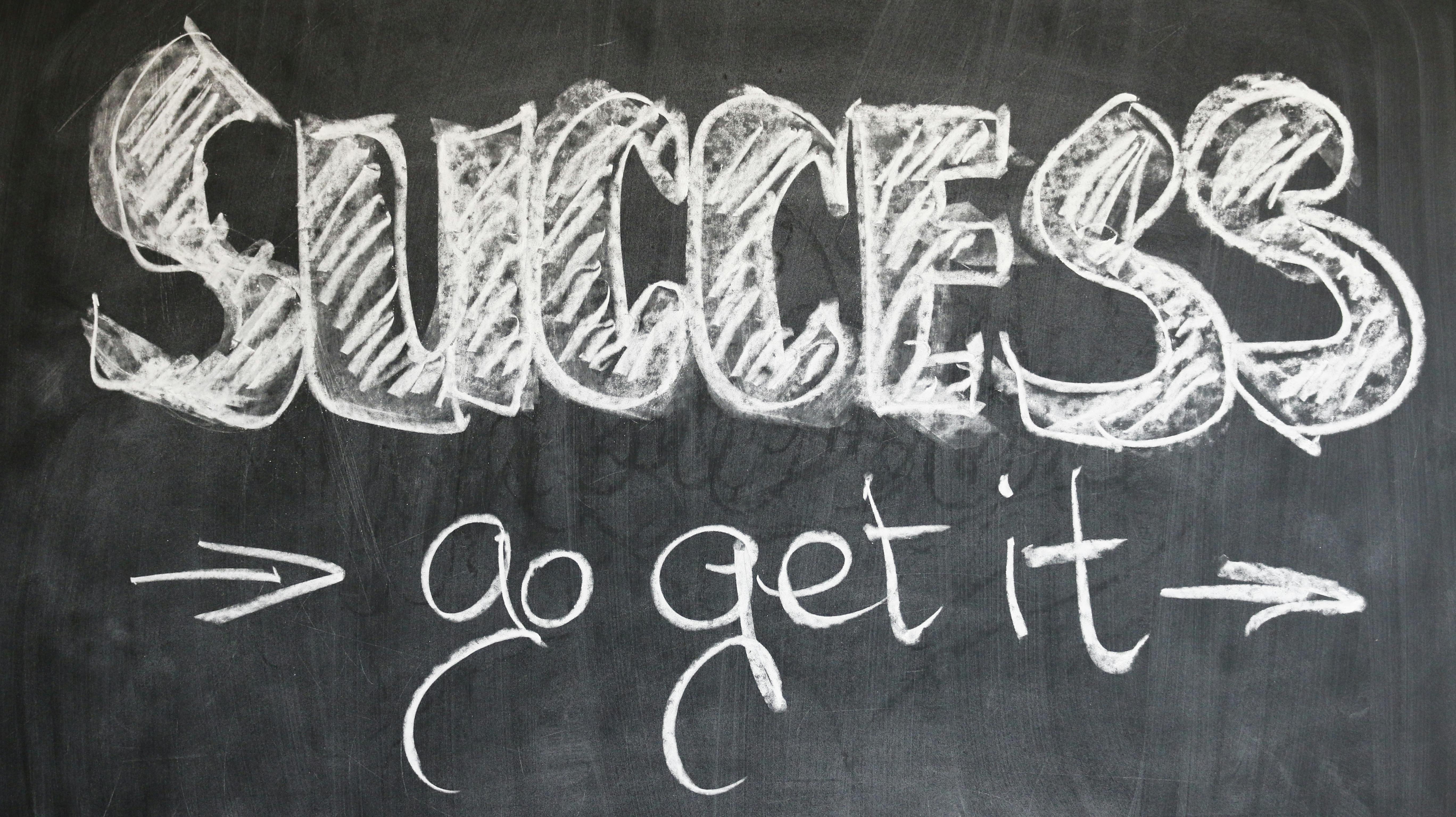 The word success on the blackboard | Source: Pexels