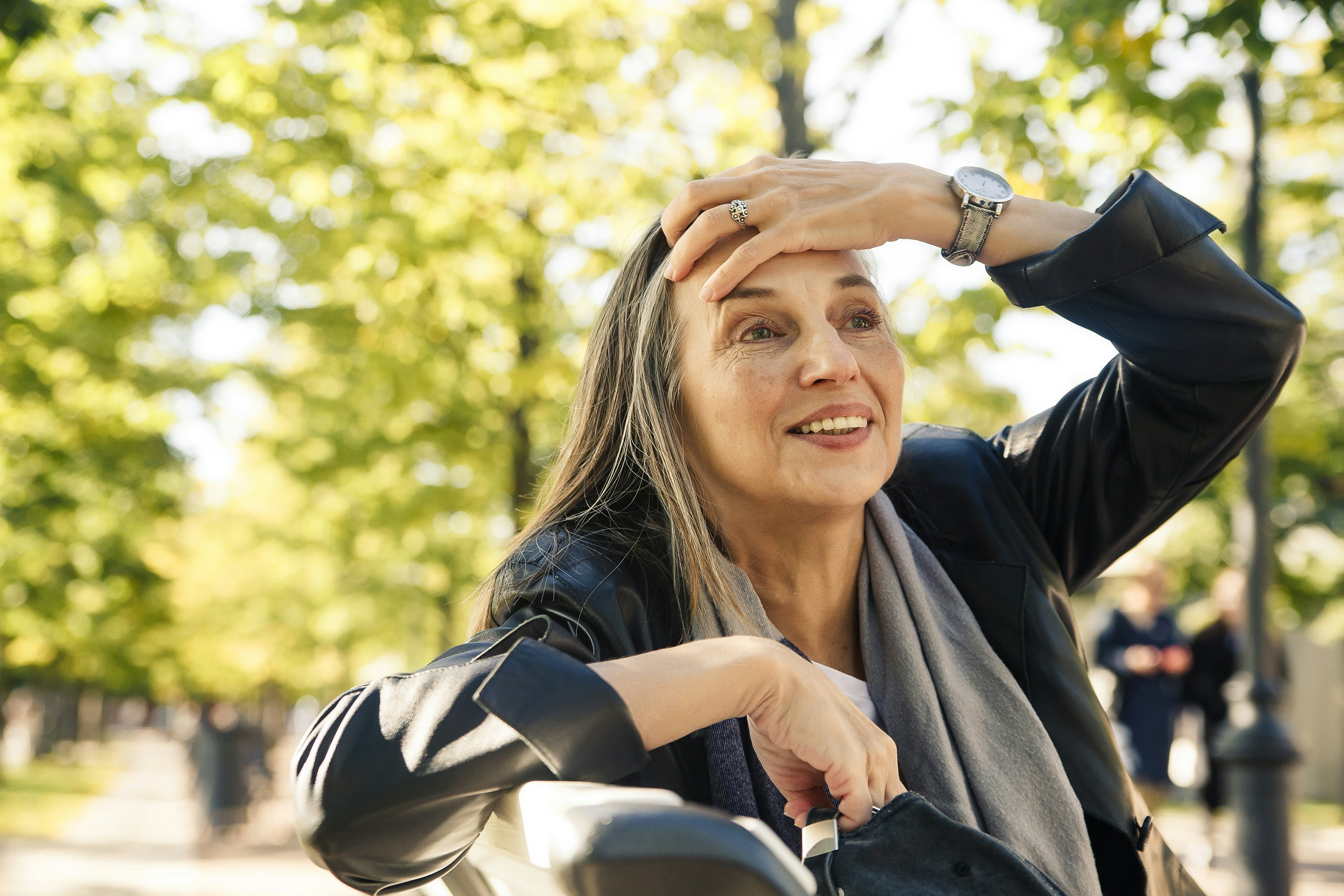 The Best Holistic Approaches to Navigate Menopause With Confidence