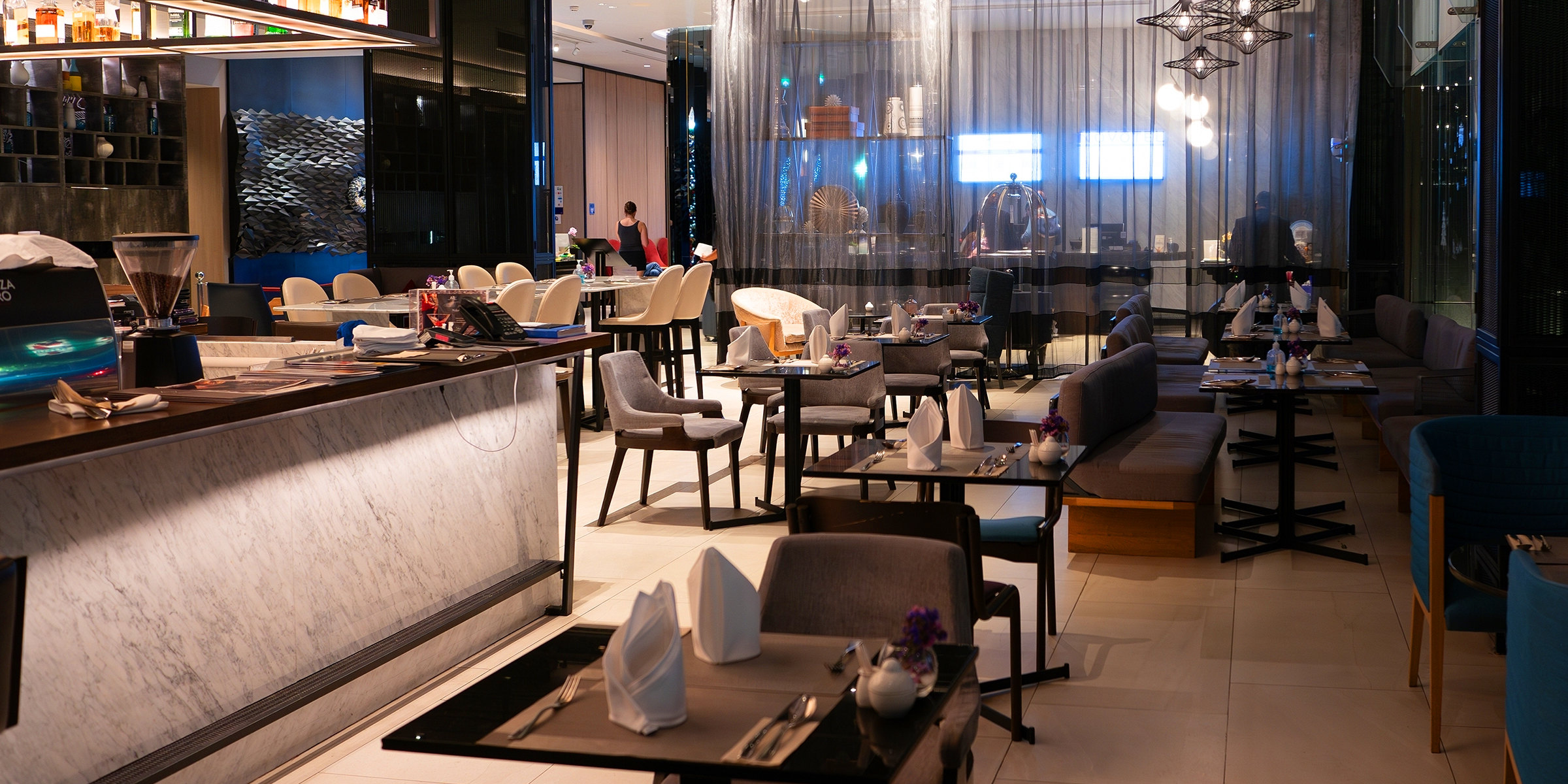 A restaurant | Source: Shutterstock