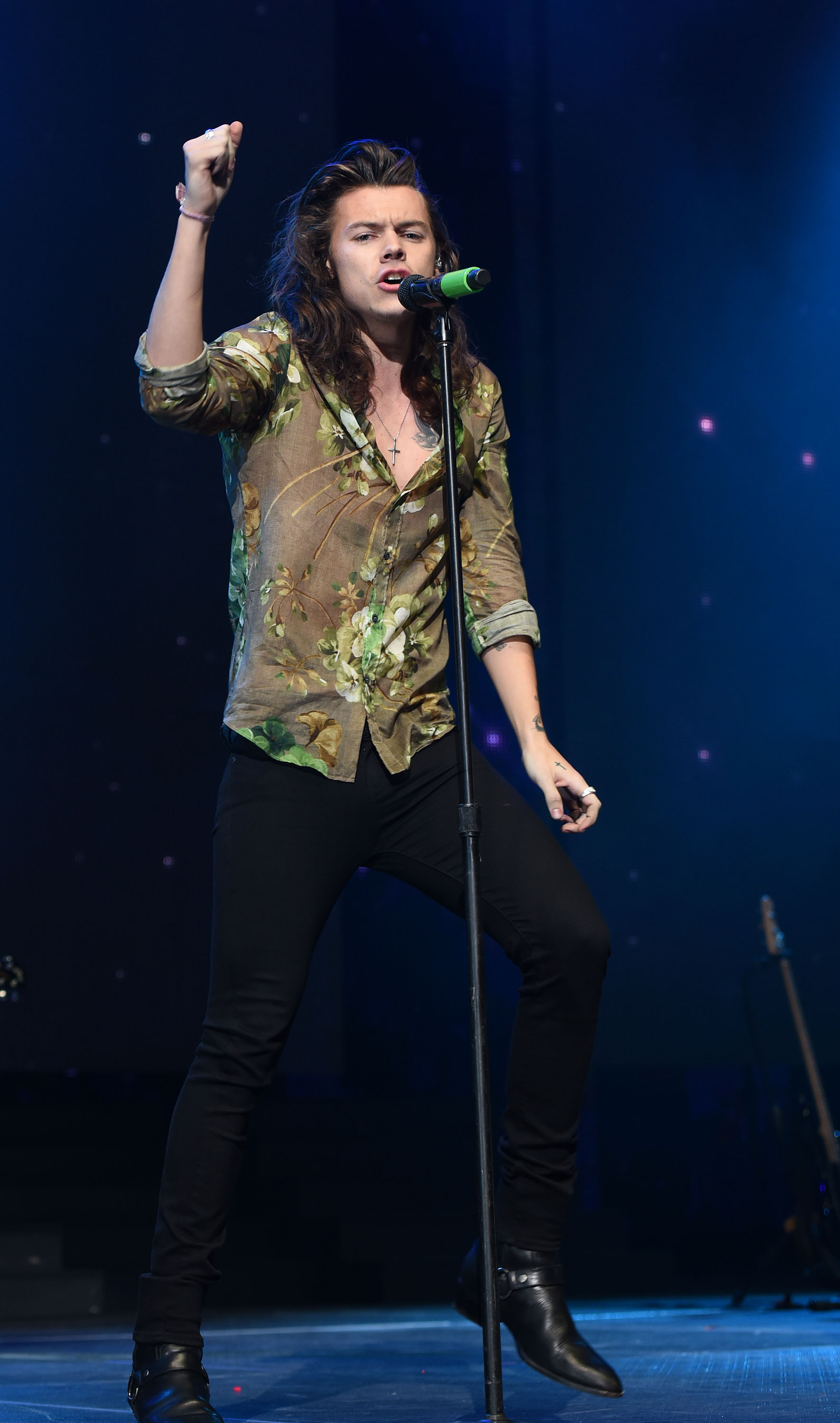 Harry Styles performing during the 6th Annual 99.7 NOW! Triple Ho Show on December 2, 2015, in San Jose, California. | Source: Getty Images