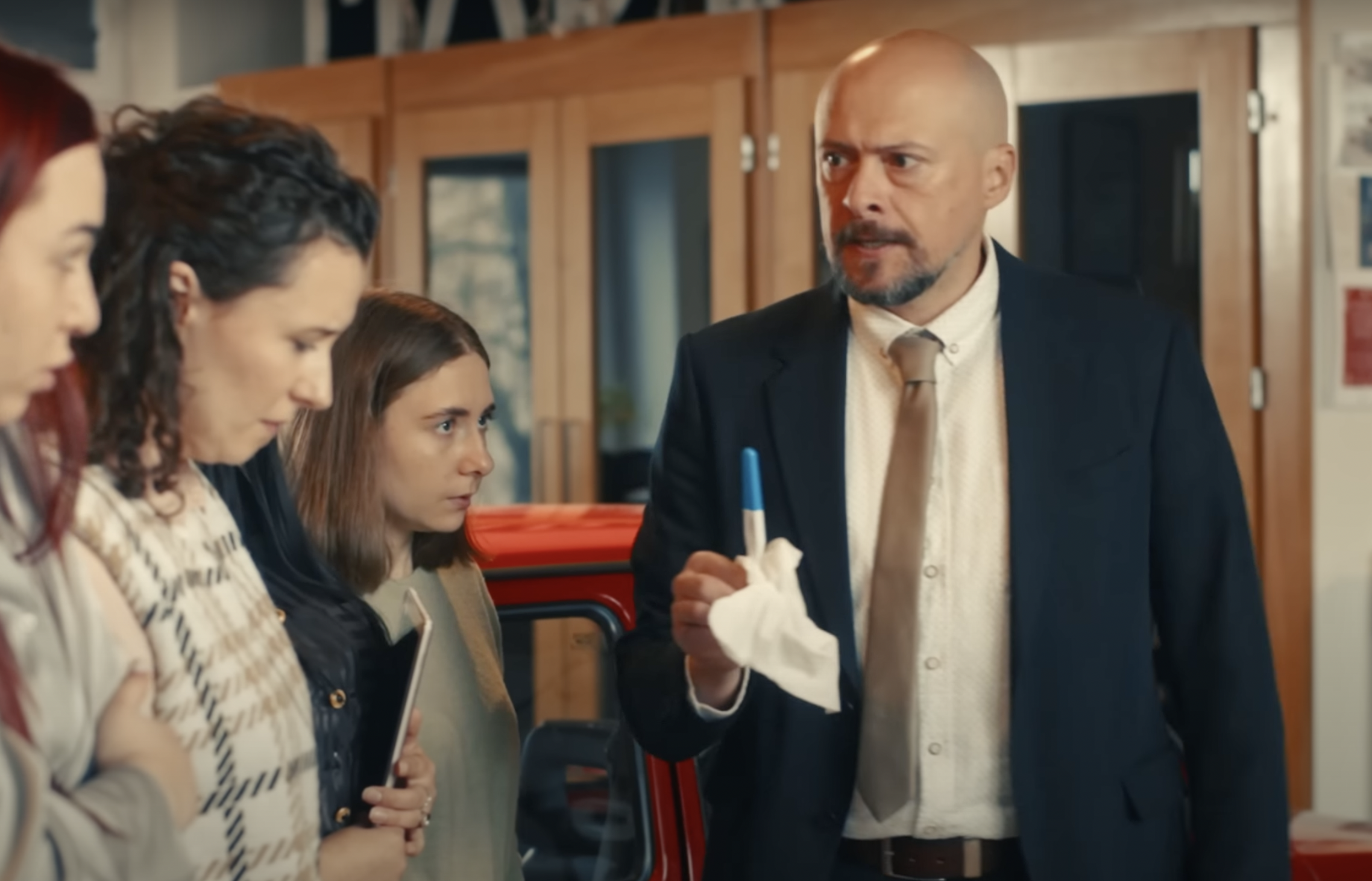 Man with pregnancy test | Source: YouTube/dramatizeme