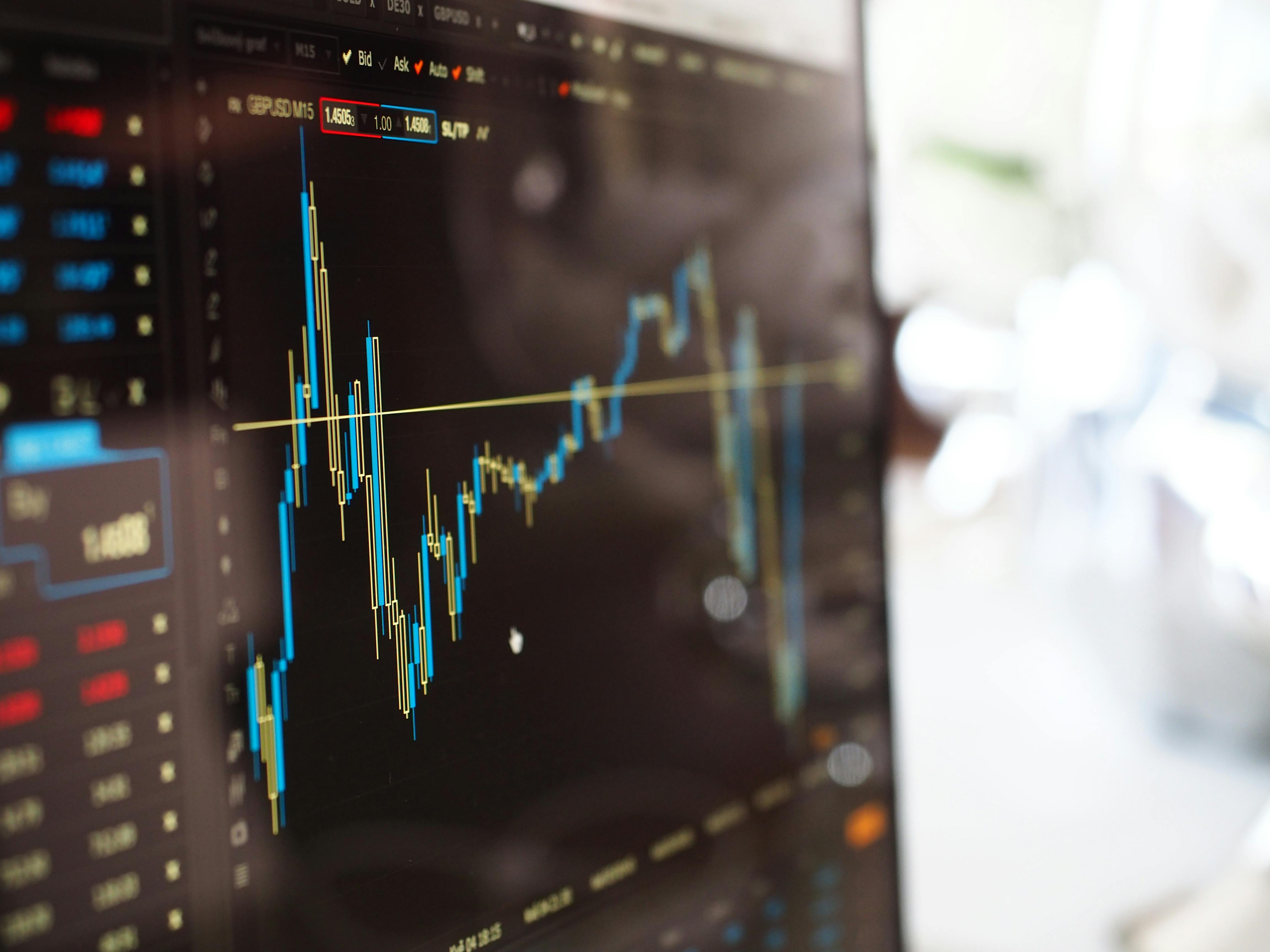 Monitor showing a financial chart | Source: Pexels