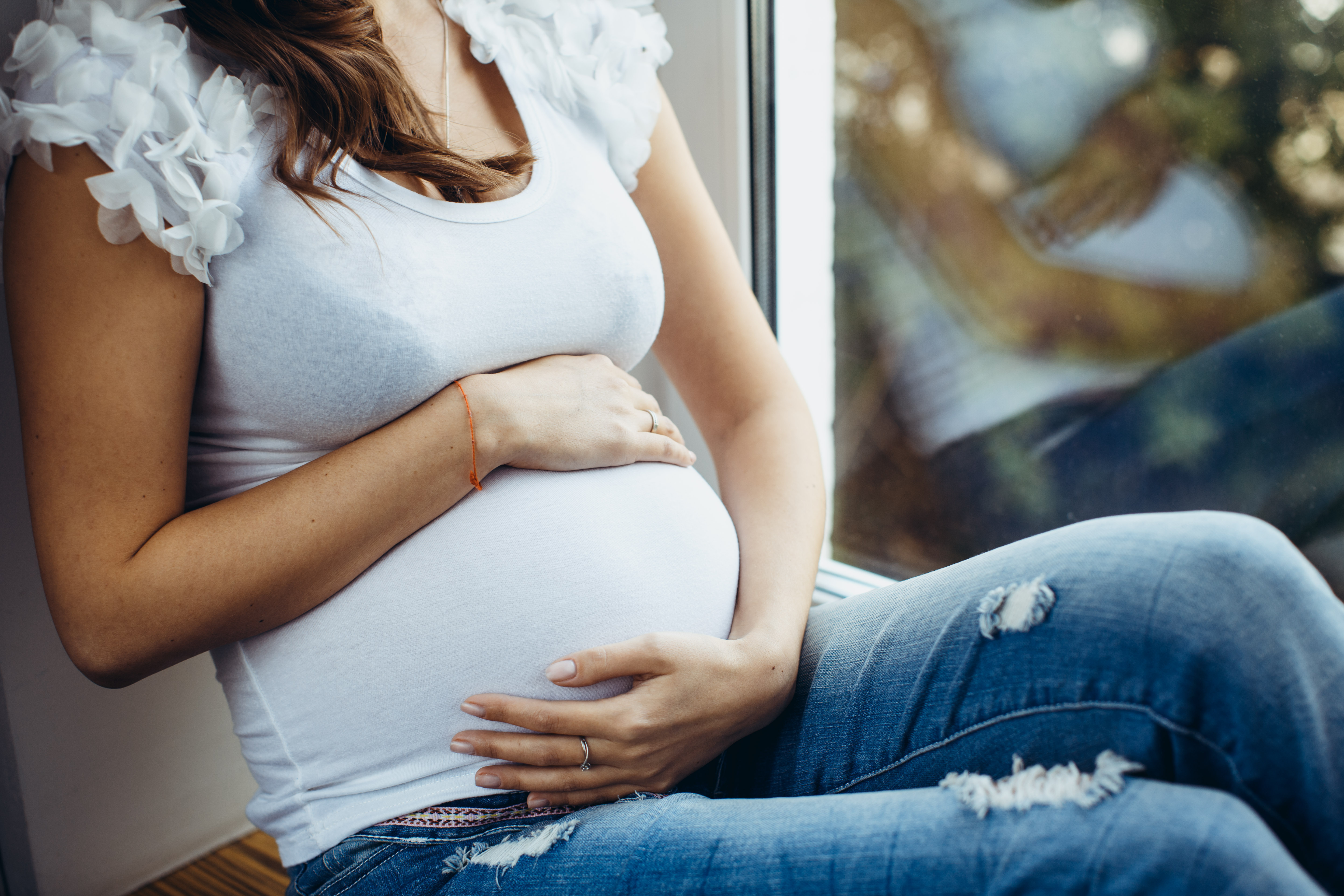Belly closeup of a future mother | Source: Shutterstock
