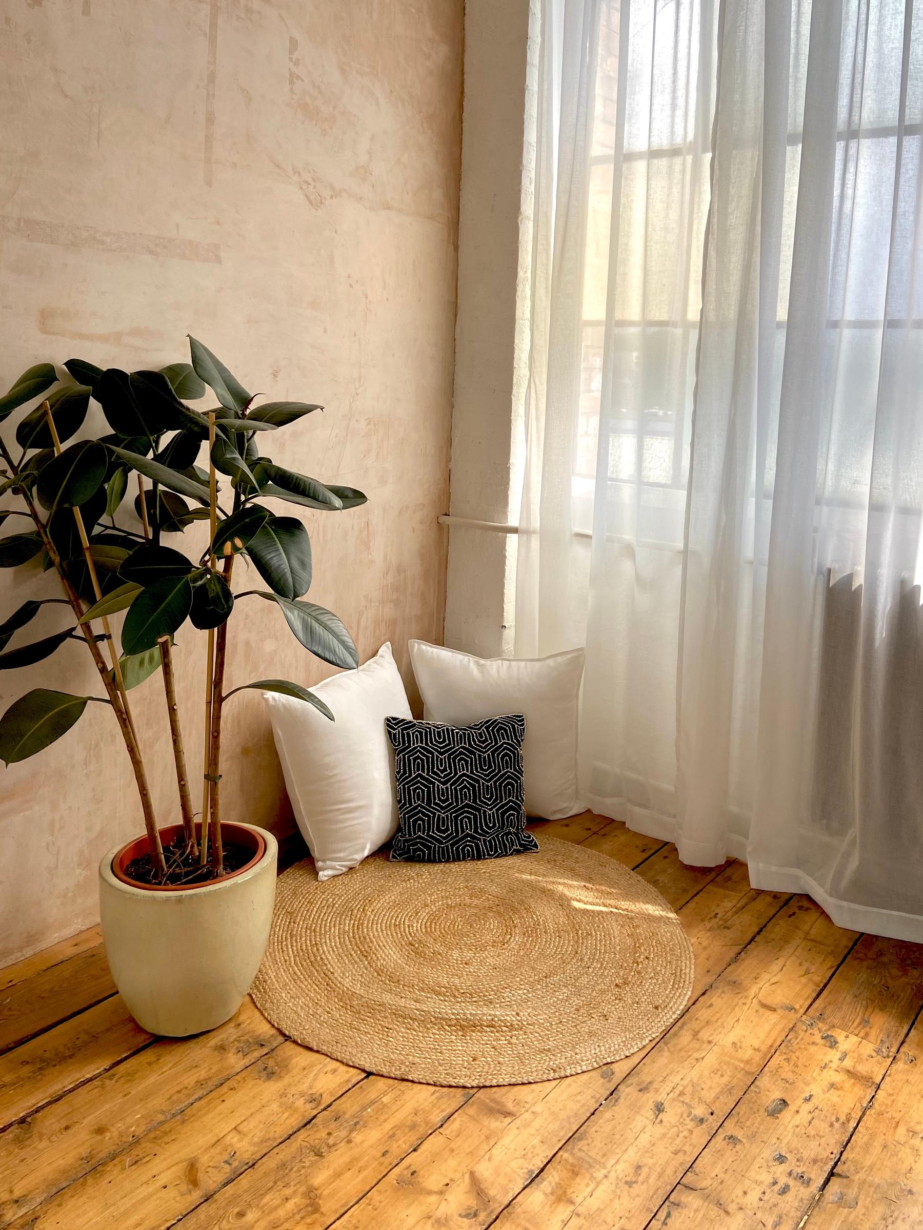 Warm cozy corner | Source: Shutterstock