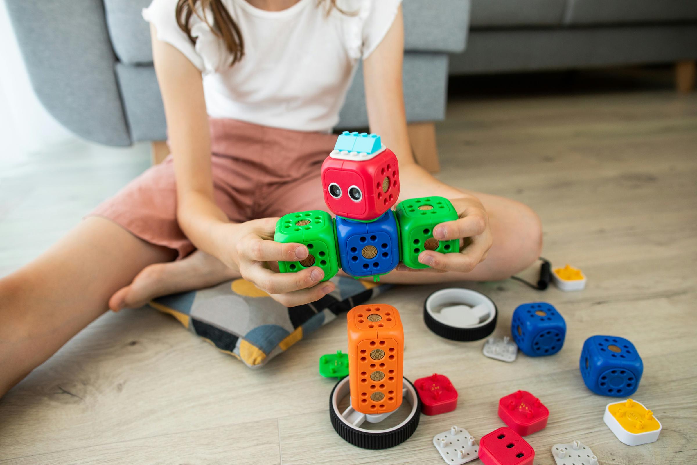 10 Innovative STEM Toys To Spark Curiosity In The Next Generation