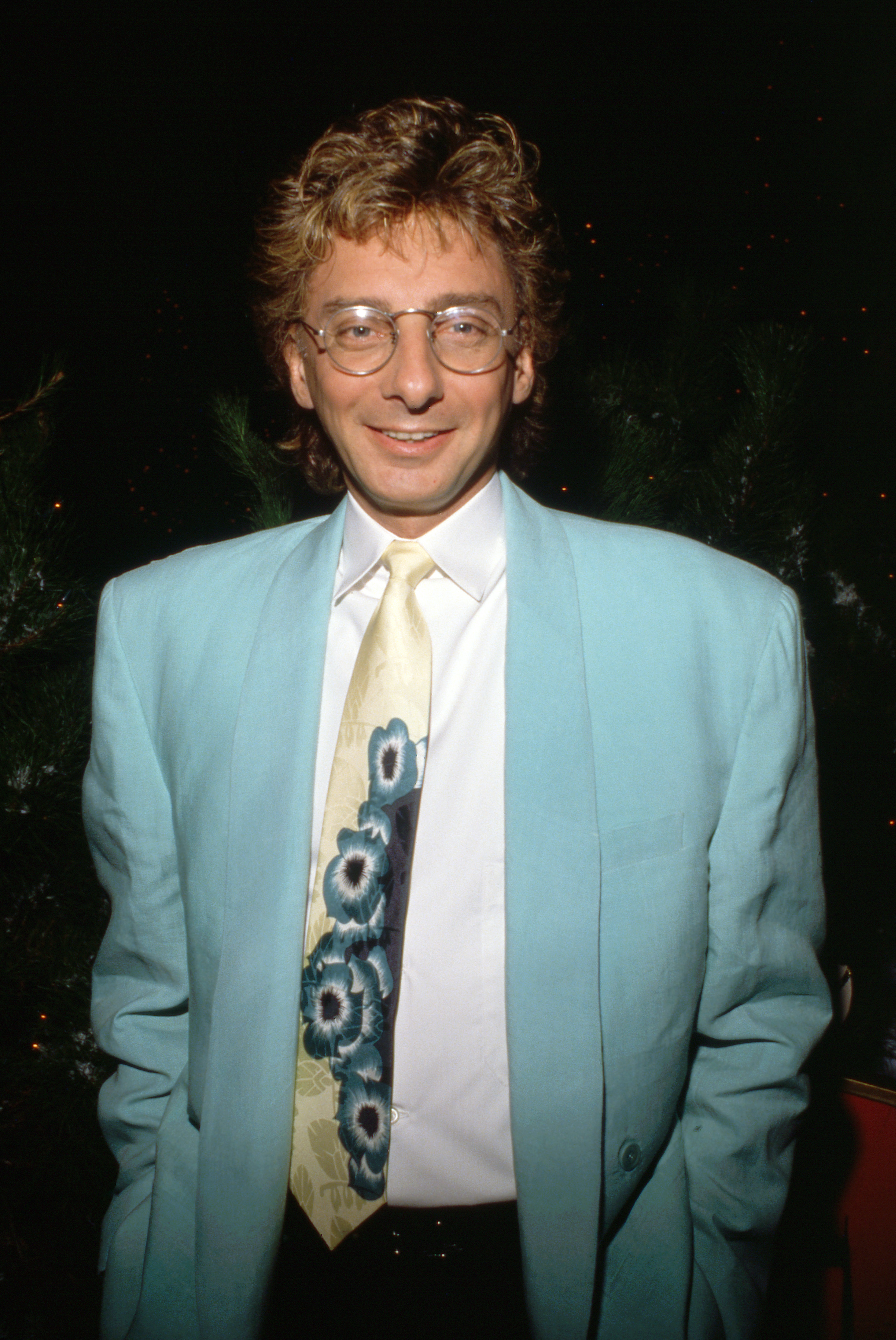 Barry Manilow in 1990 | Source: Getty Images
