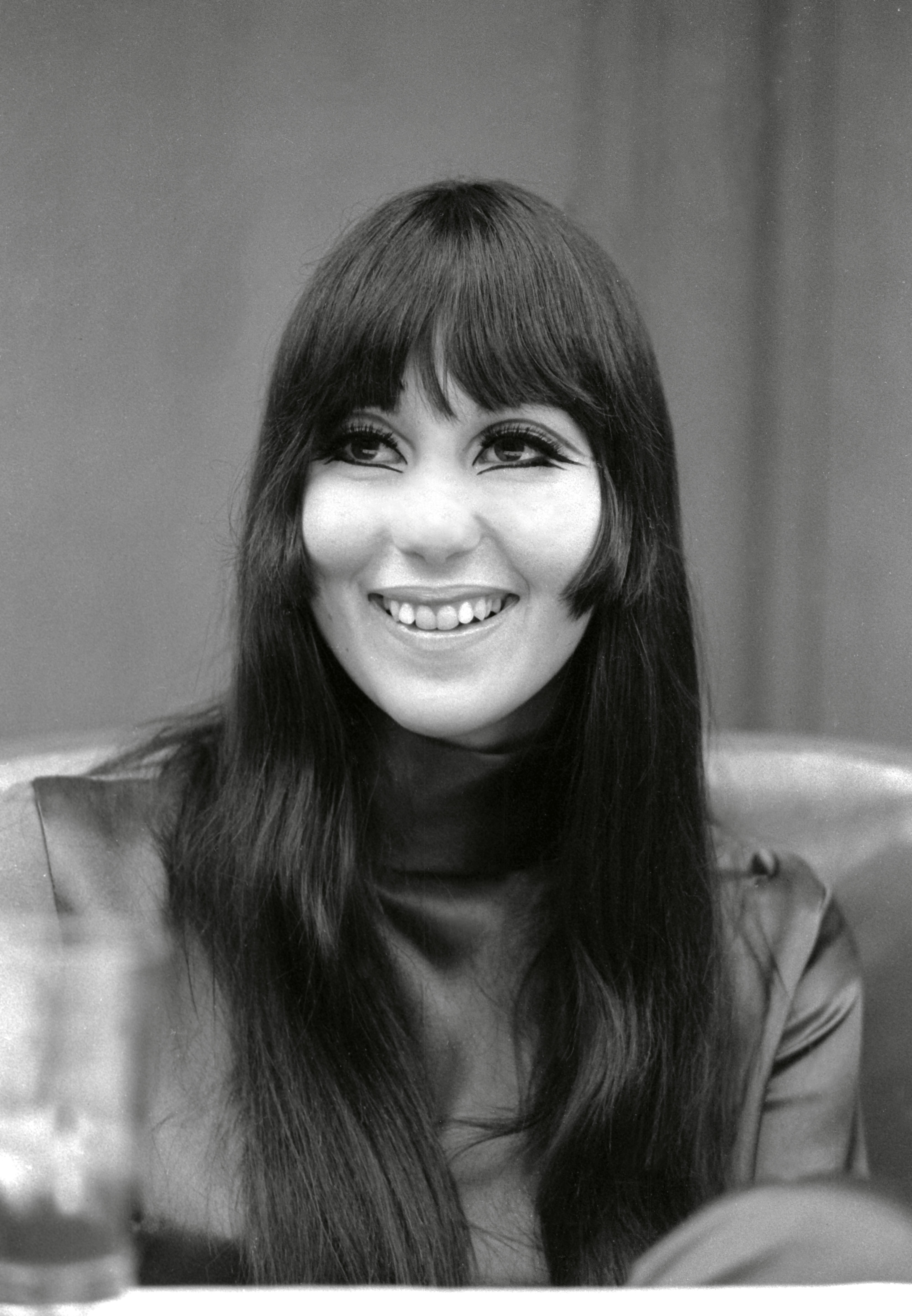 Cher smiling during a press conference for the movie "Good Times" in New York on May 6, 1967. | Source: Getty Images