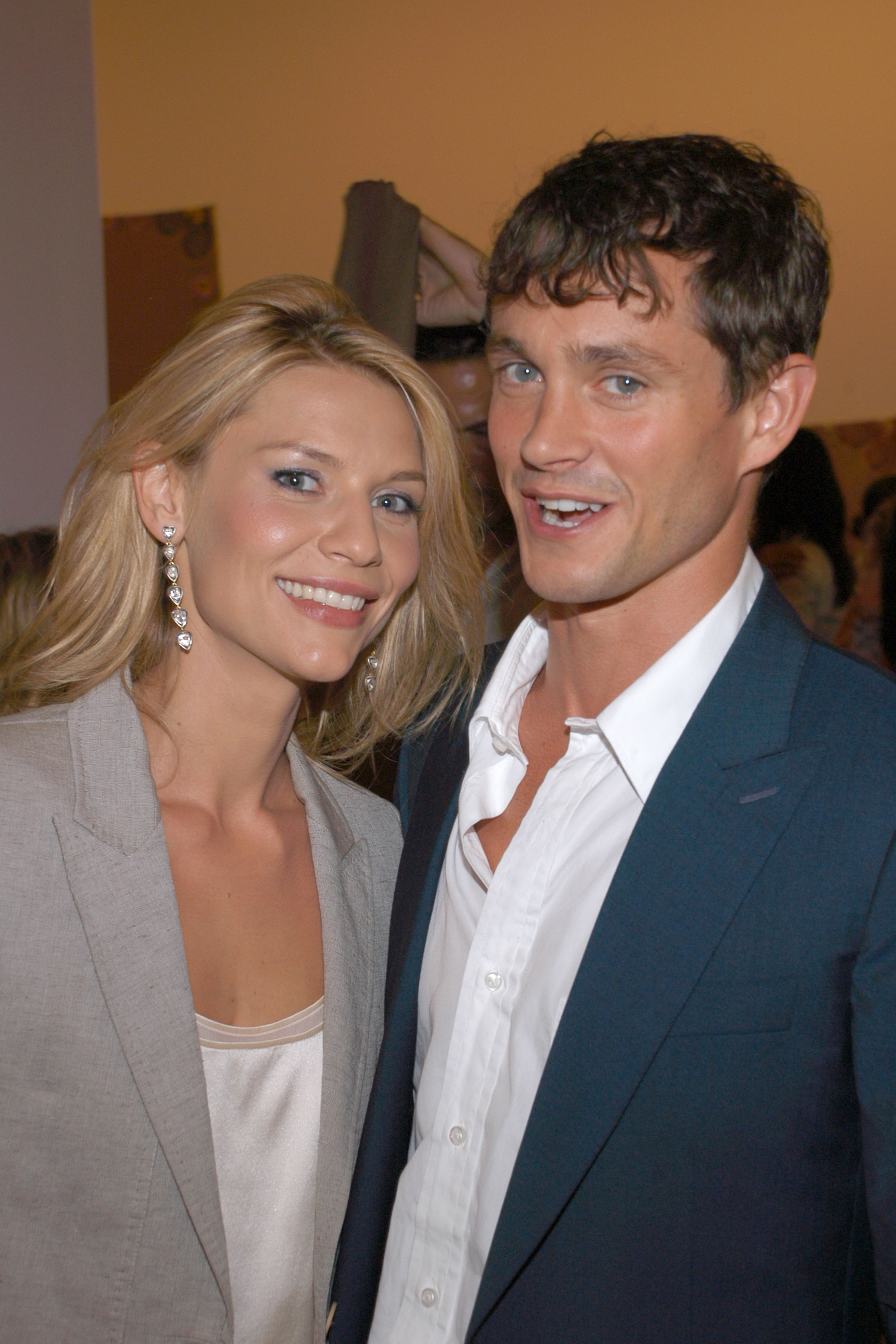 Claire Danes and Hugh Dancy at the launch celebration of the Afghan Hands Foundation on June 28, 2007, in New York. | Source: Getty Images