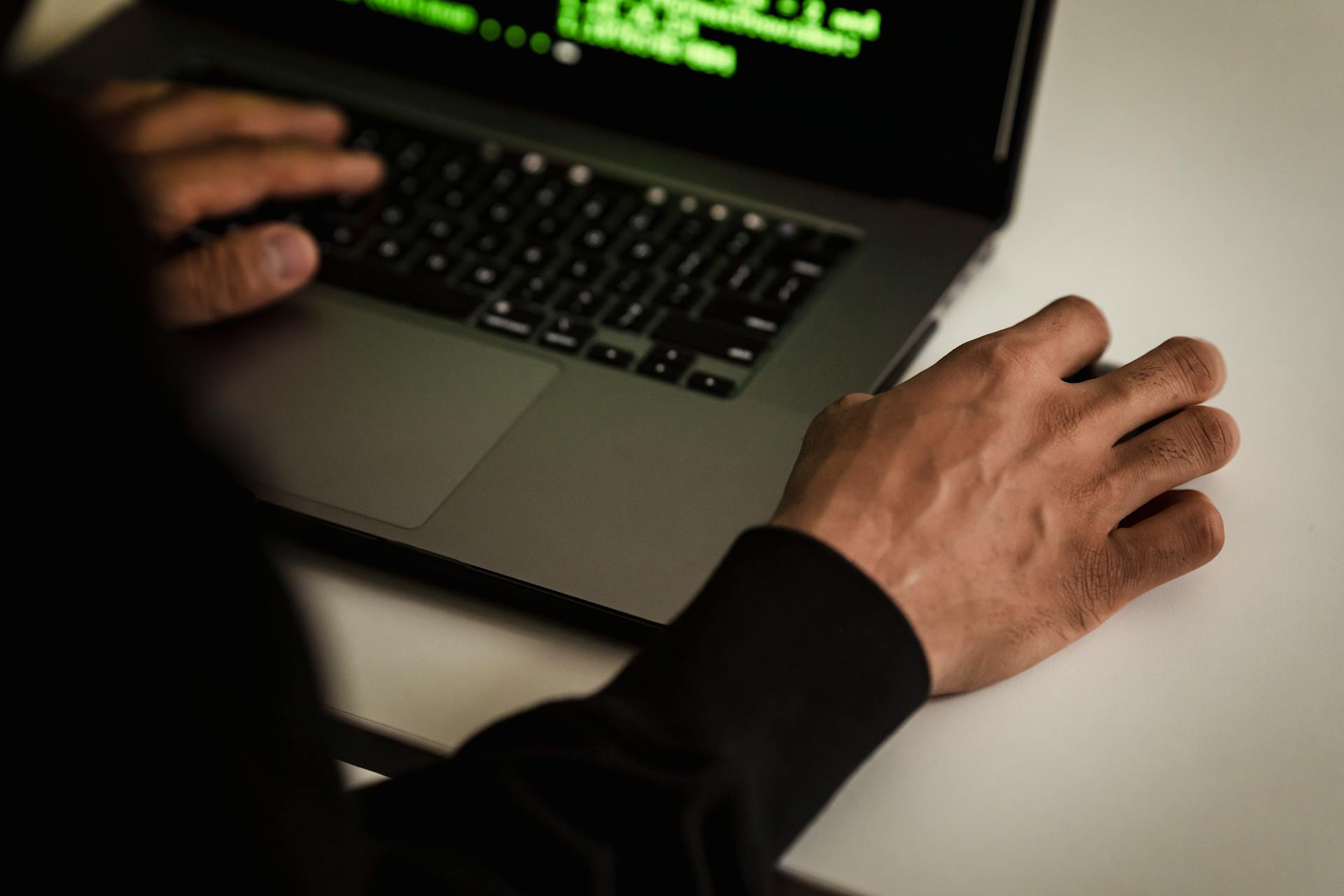 A man using his laptop | Source: Pexels