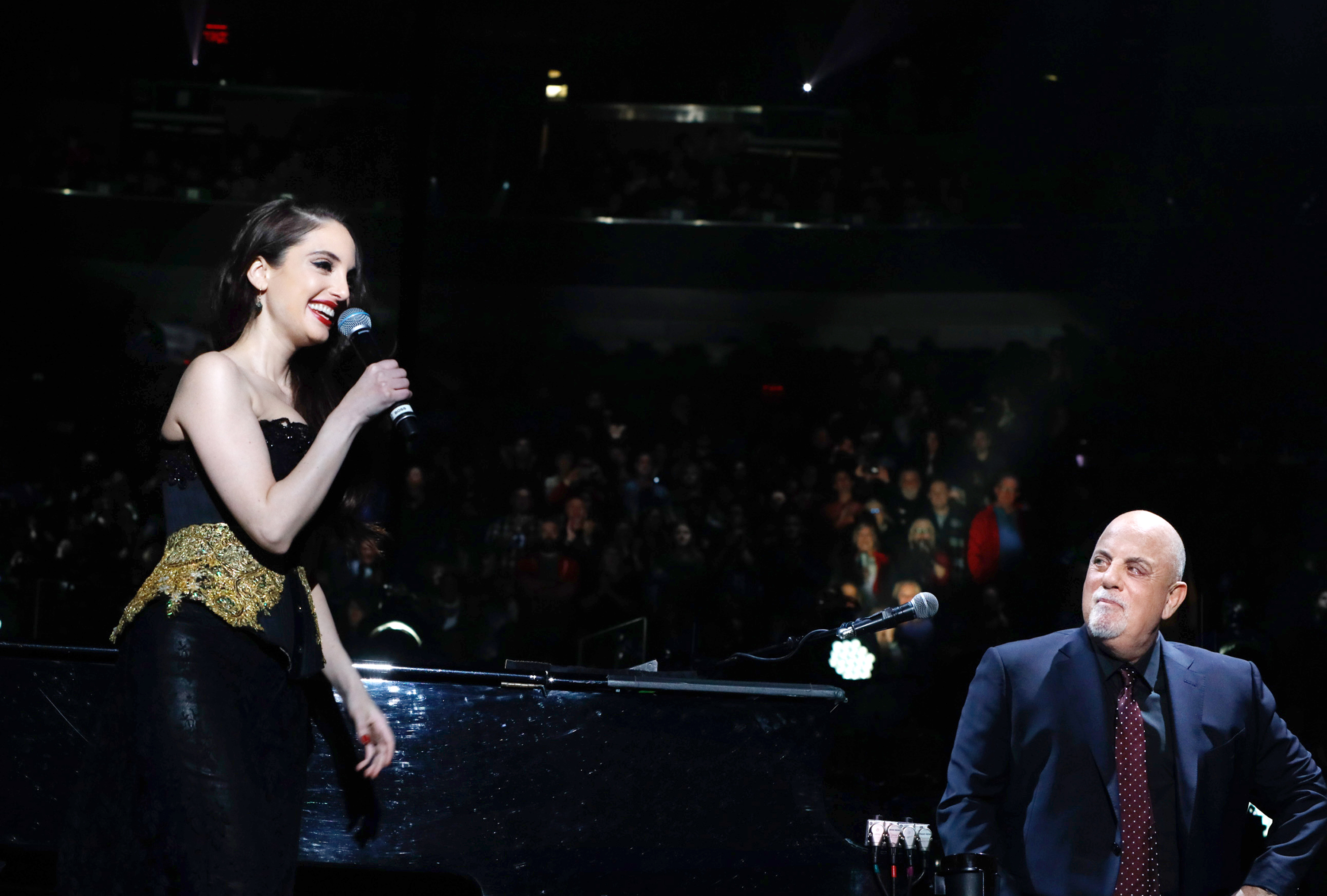 Alexa Ray Joel performs "Merry Little Christmas" with Billy Joel at his sold-out Madison Square Garden concert on December 19, 2018 | Source: Getty Images