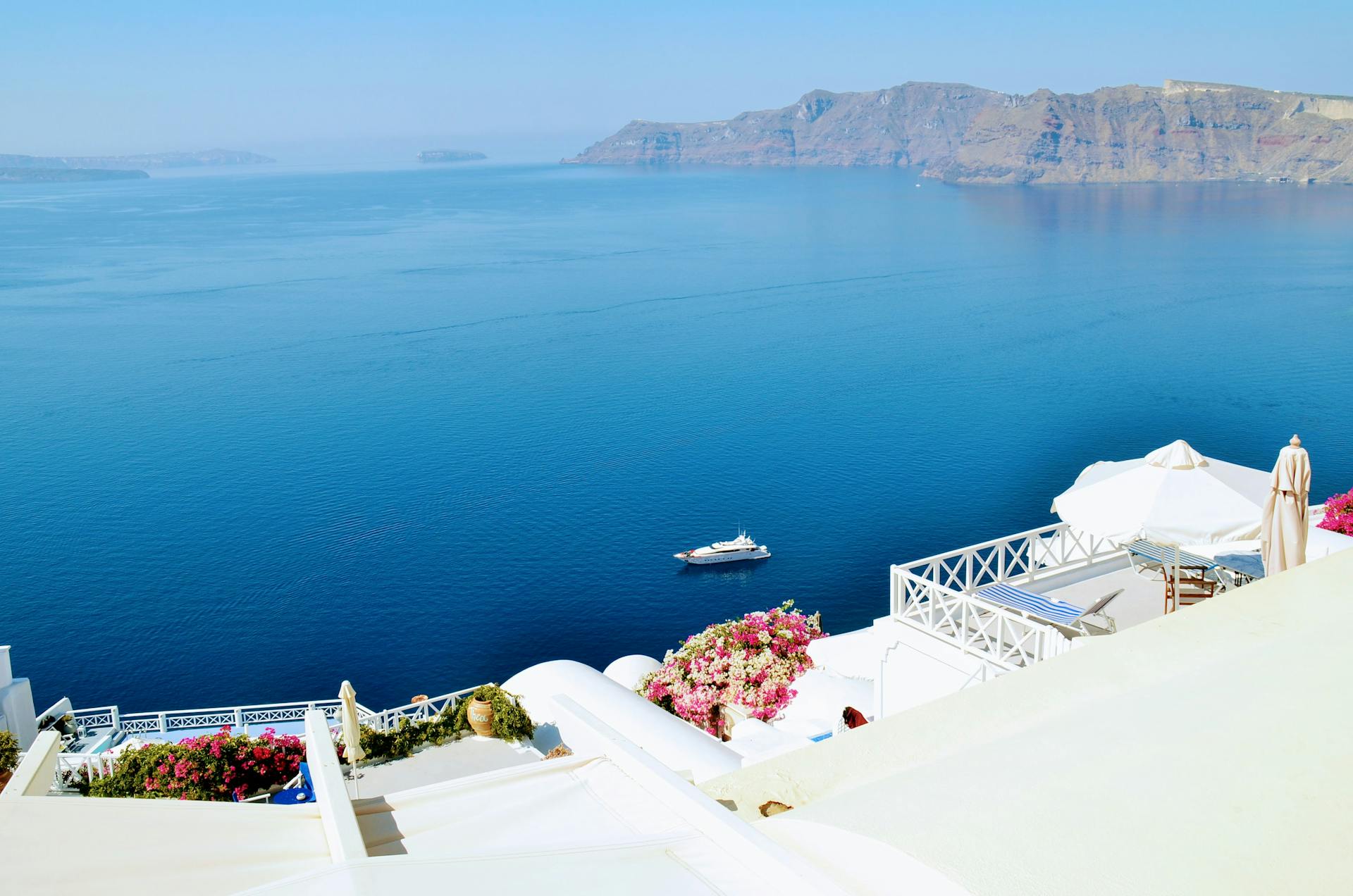 A view of a yacht on the ocean | Source: Pexels