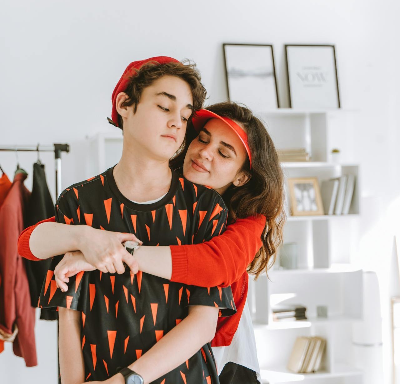 A mother hugging her teenage son | Source: Pexels