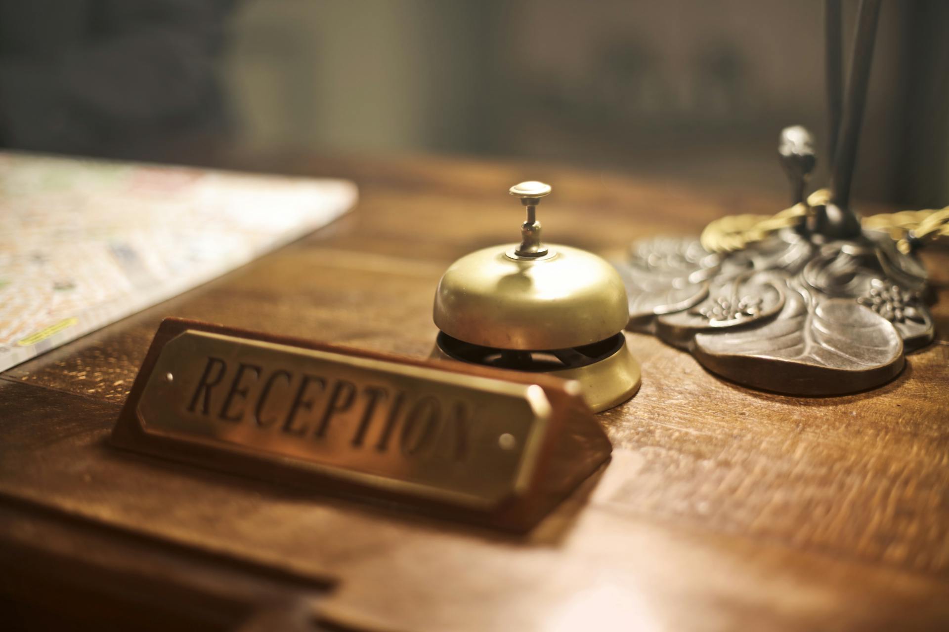 A reception desk | Source: Pexels