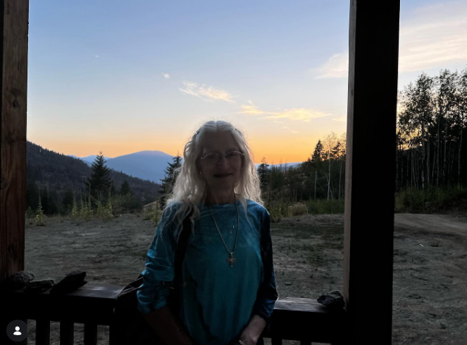 Ami Brown poses at North Star Ranch on May 15, 2023 | Source: Instagram/amibrownwolfpackmama