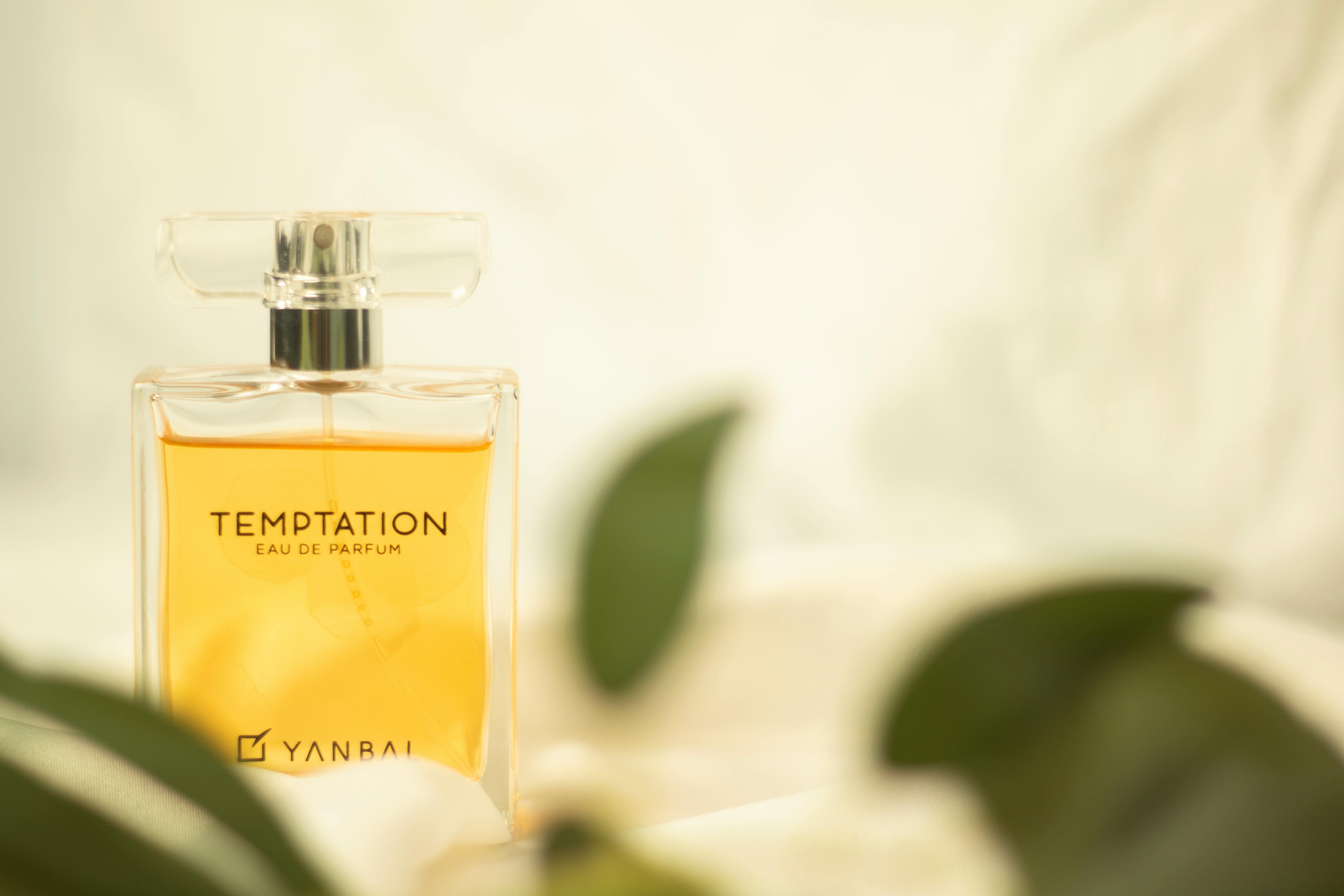 Perfume bottle | Source: Pexels