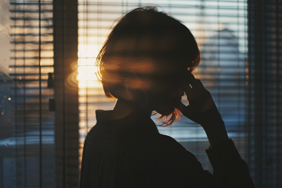 Silhouette of a sad girl | Source: No source
