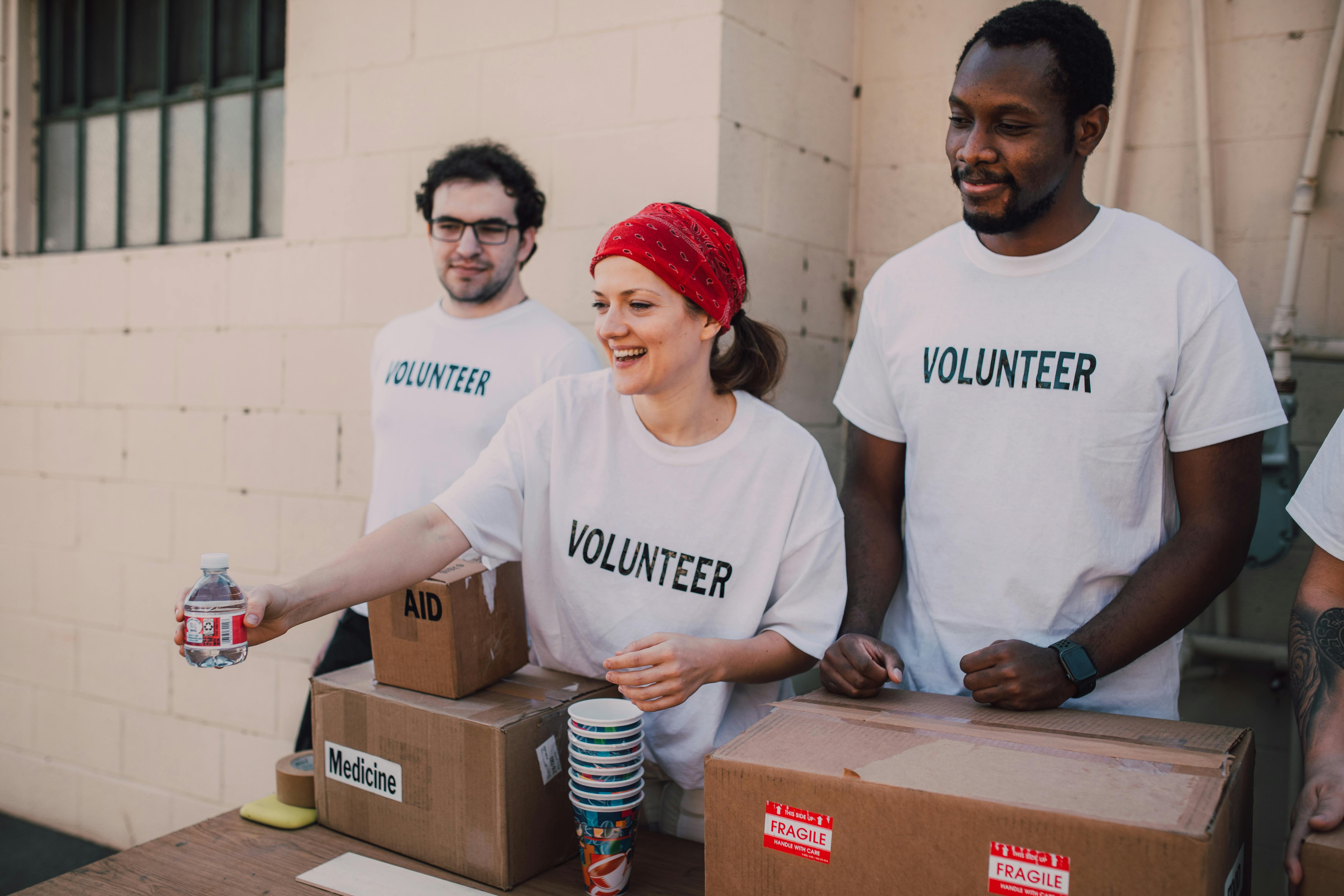 People volunteering | Source: Pexels