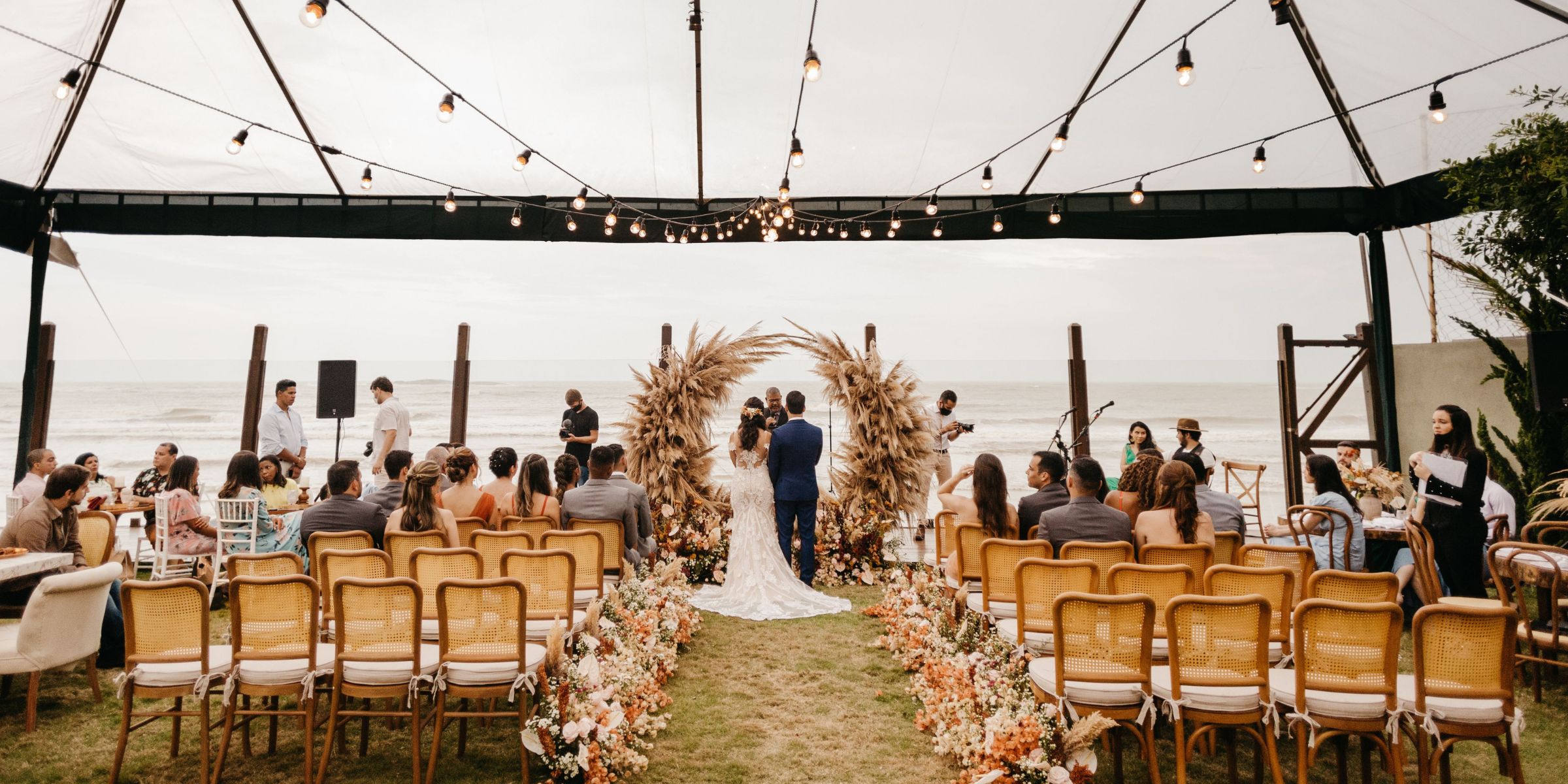 A picturesque wedding ceremony | Source: Pexels