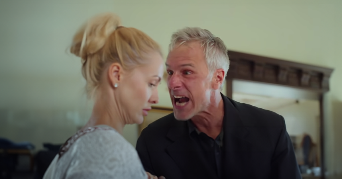 Man shouts on his wife | Source: Shutterstock