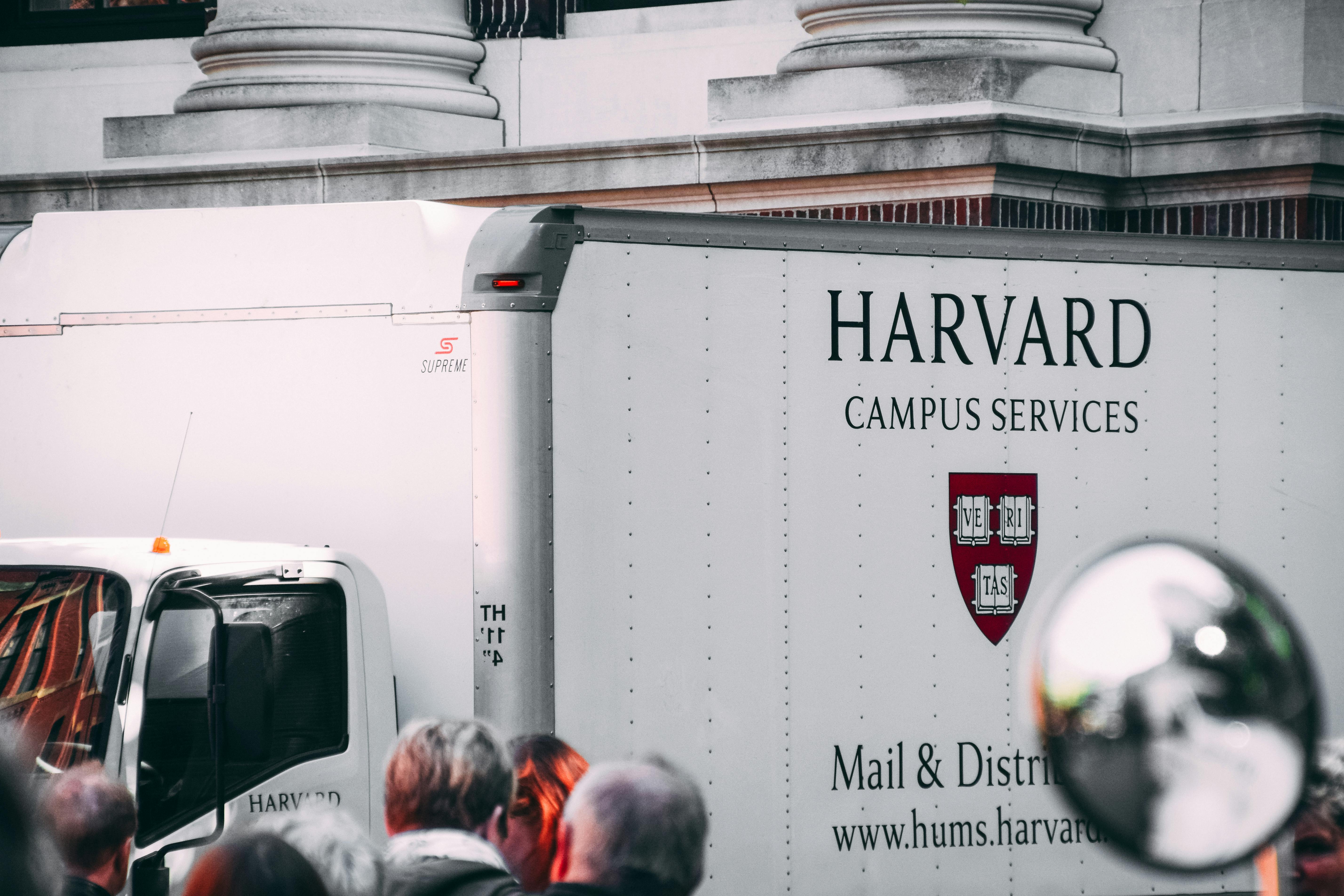 Harvard campus service truck | Source: Pexels
