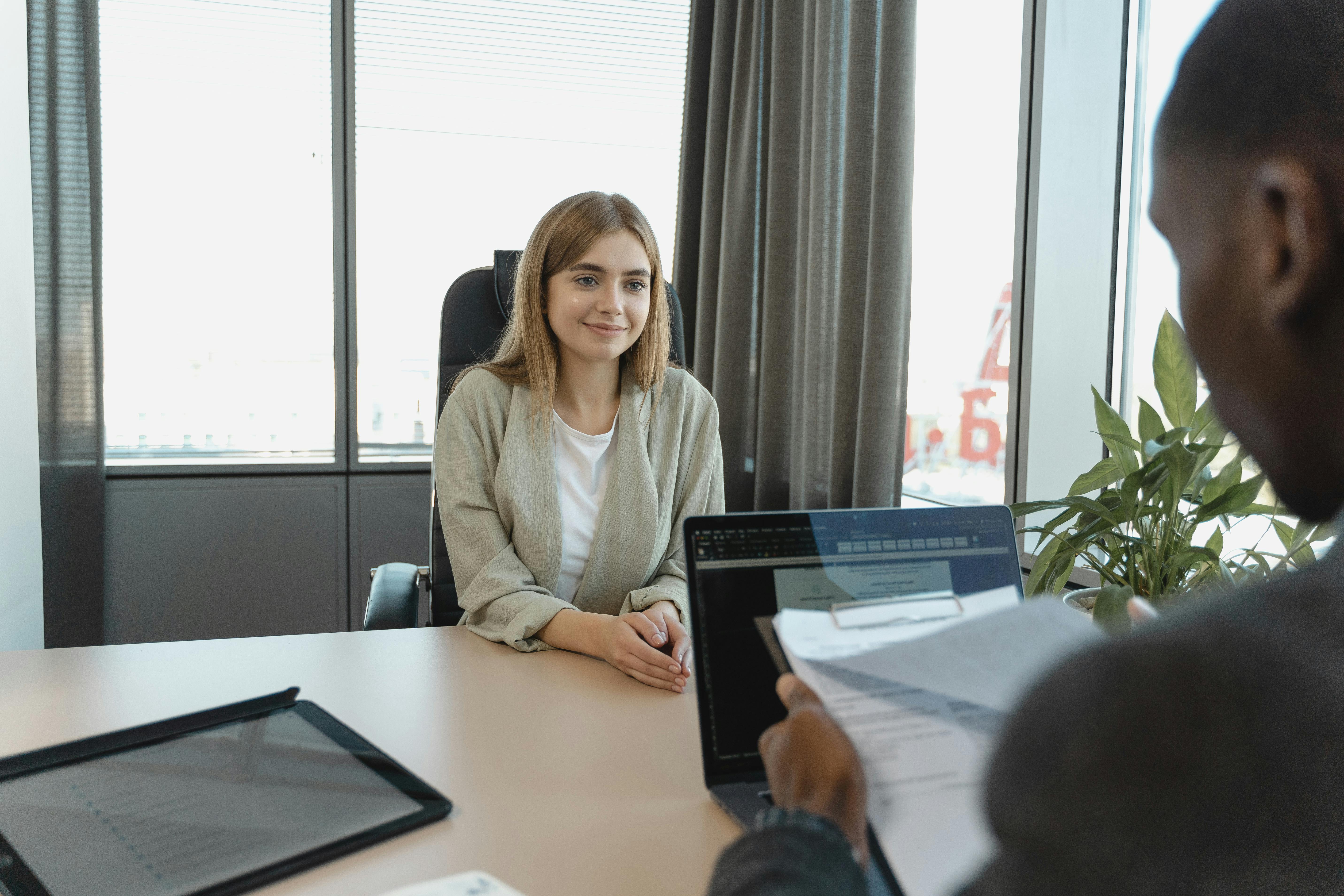 Woman in a job interview | Source: Pexels