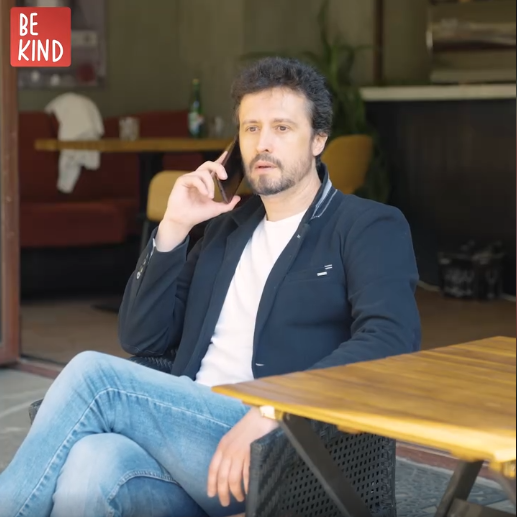 For illustration purposes only | Source: Facebook/AmoMama.com