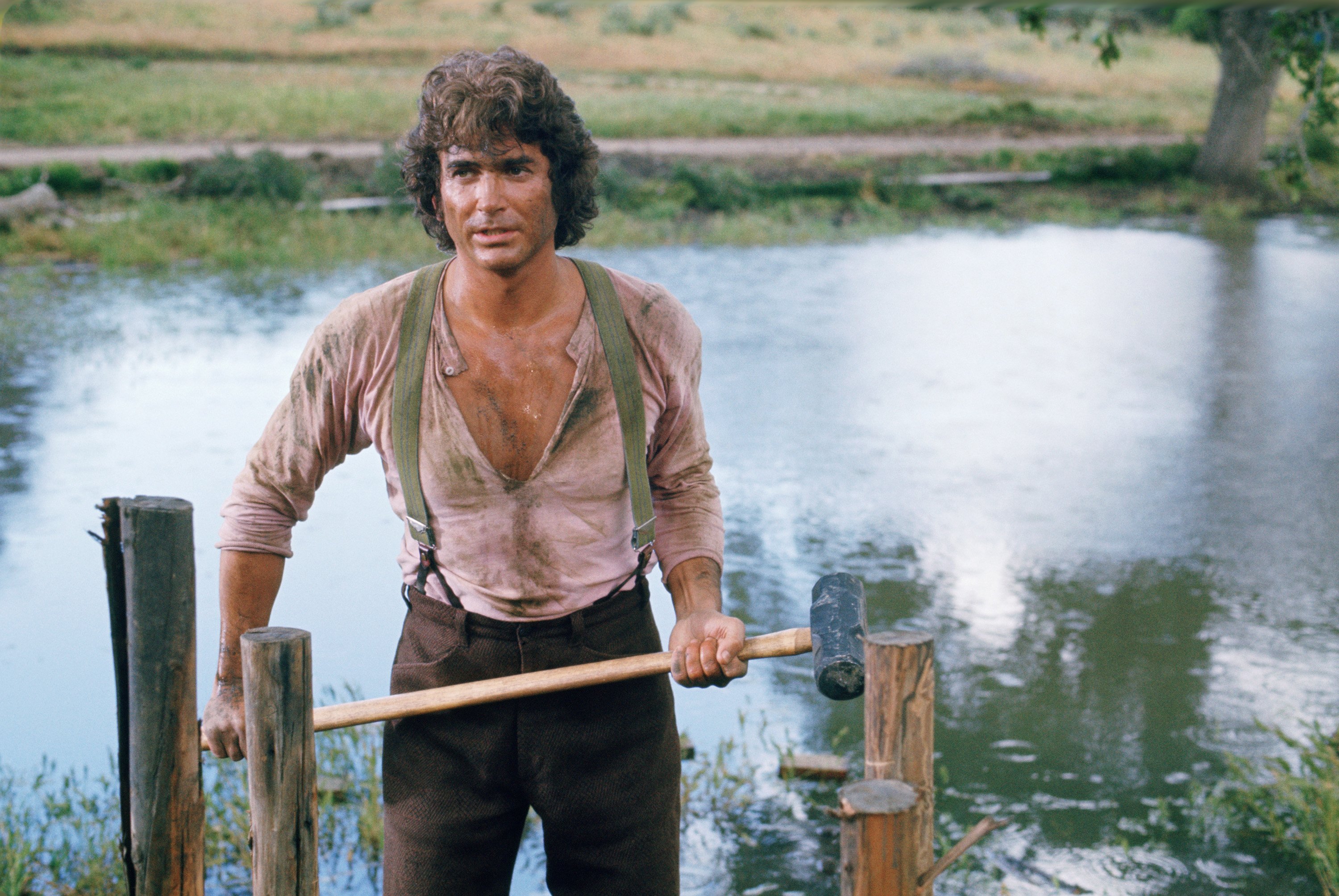 Michael Landon as Charles Philip Ingalls in an episode of "Little House on the Prairie" in 1975 | Source: Getty Images