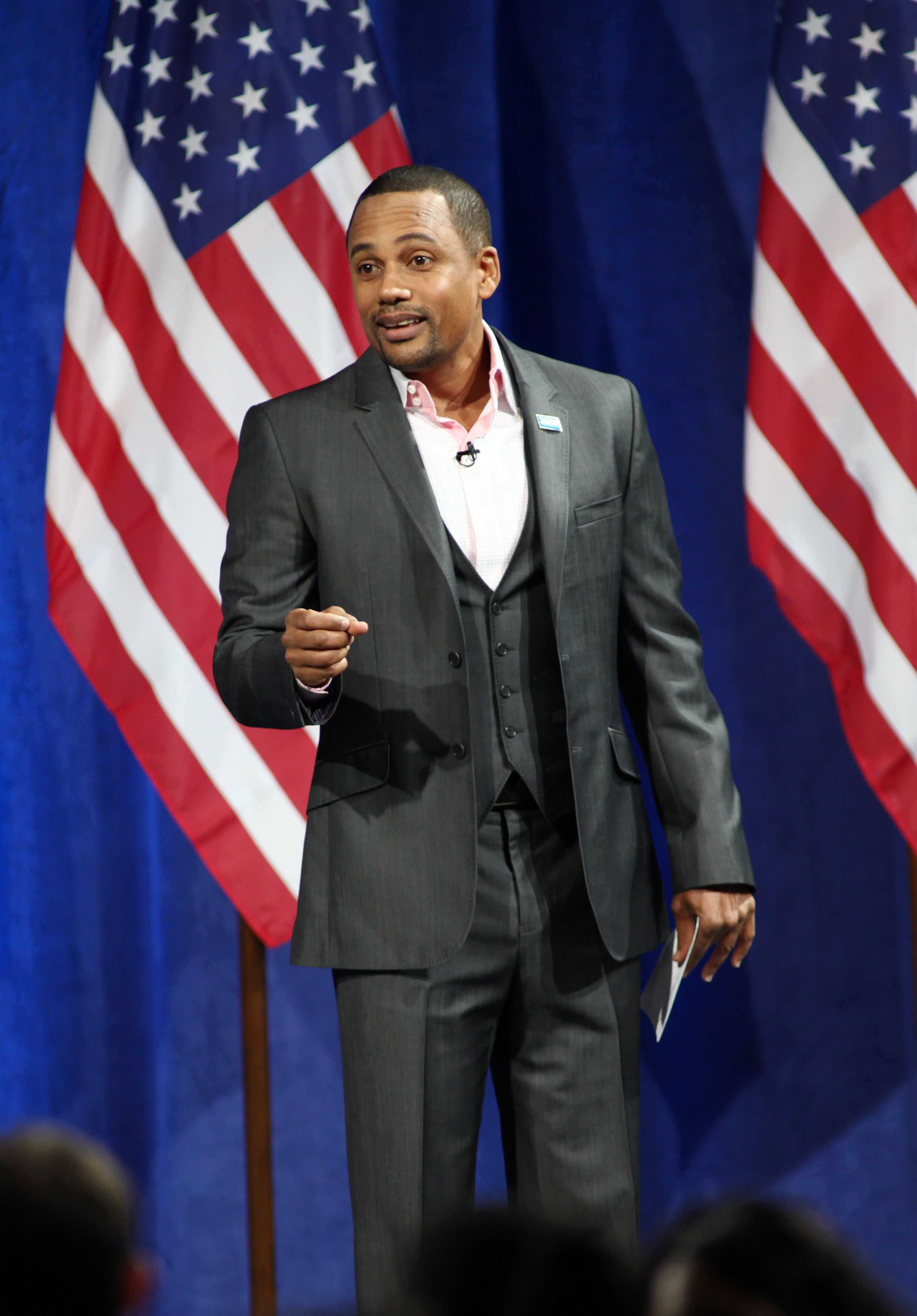 The actor at the Obama Victory Fund benefit on January 11, 2012 | Source: Getty Images