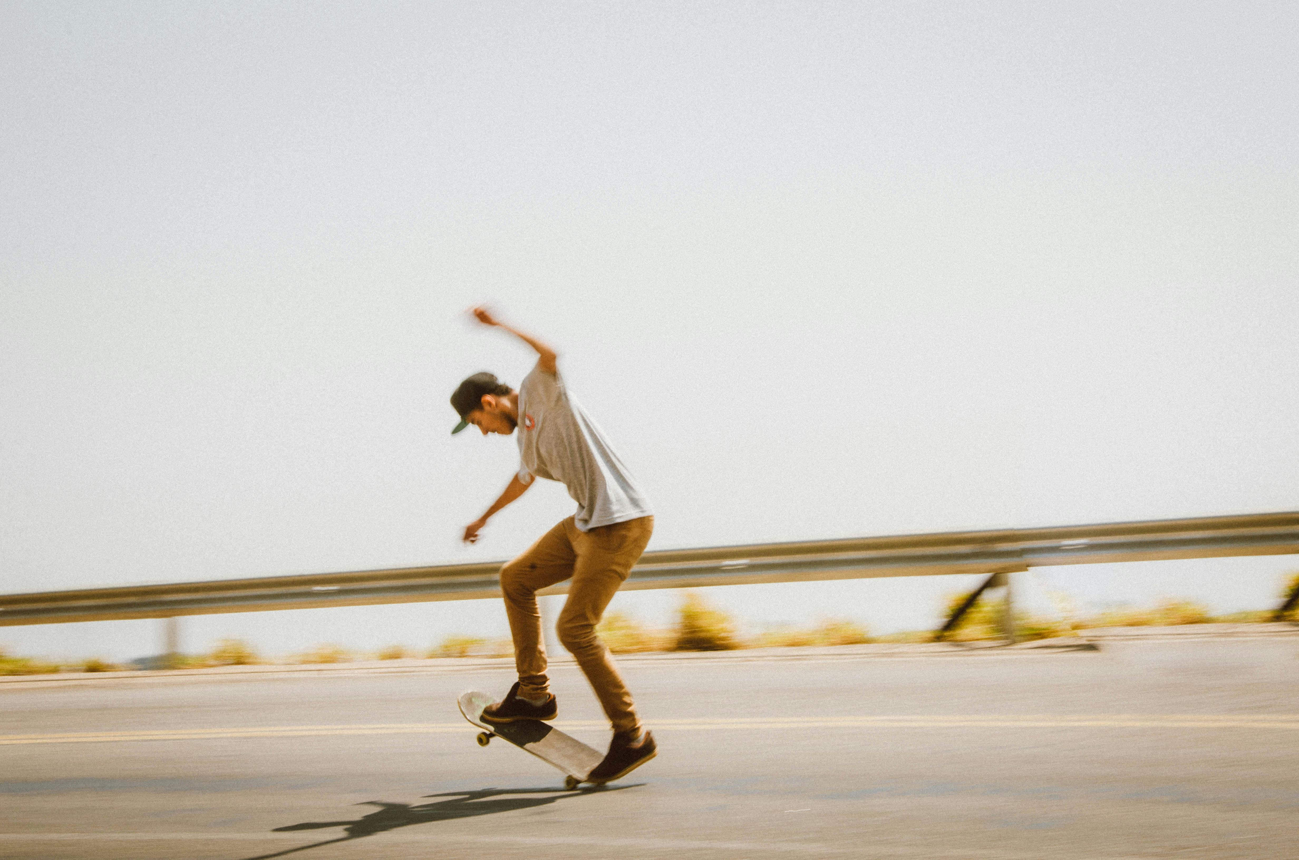 Man on a skateboard | Source: Pexels