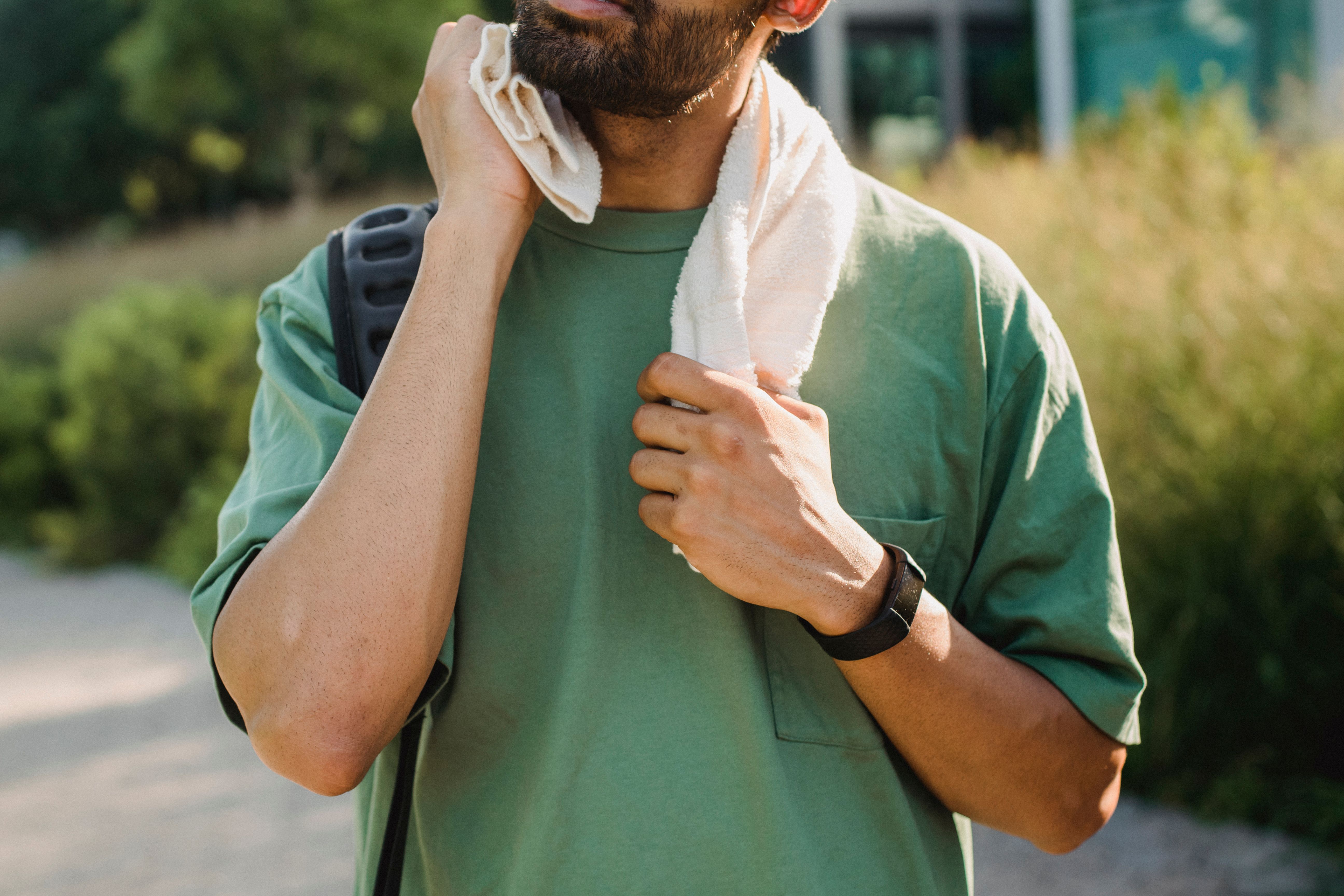 7 Wearable Fitness Trackers That Track Stress And Recovery Metrics